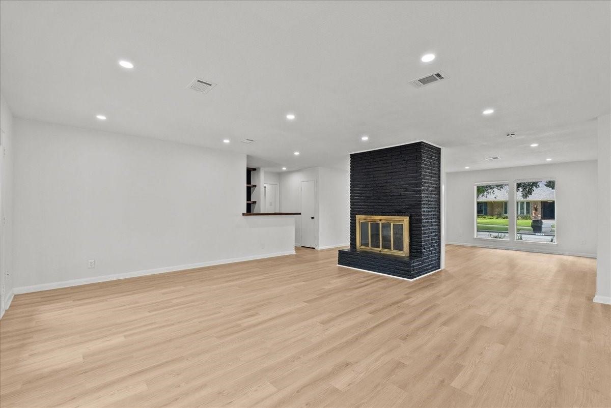 5762 Birdwood Road Property Photo 9