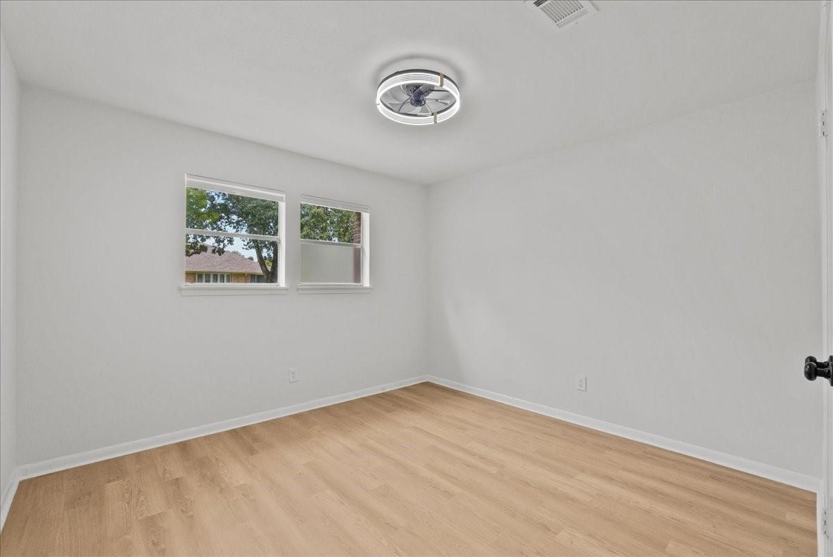 5762 Birdwood Road Property Photo 18