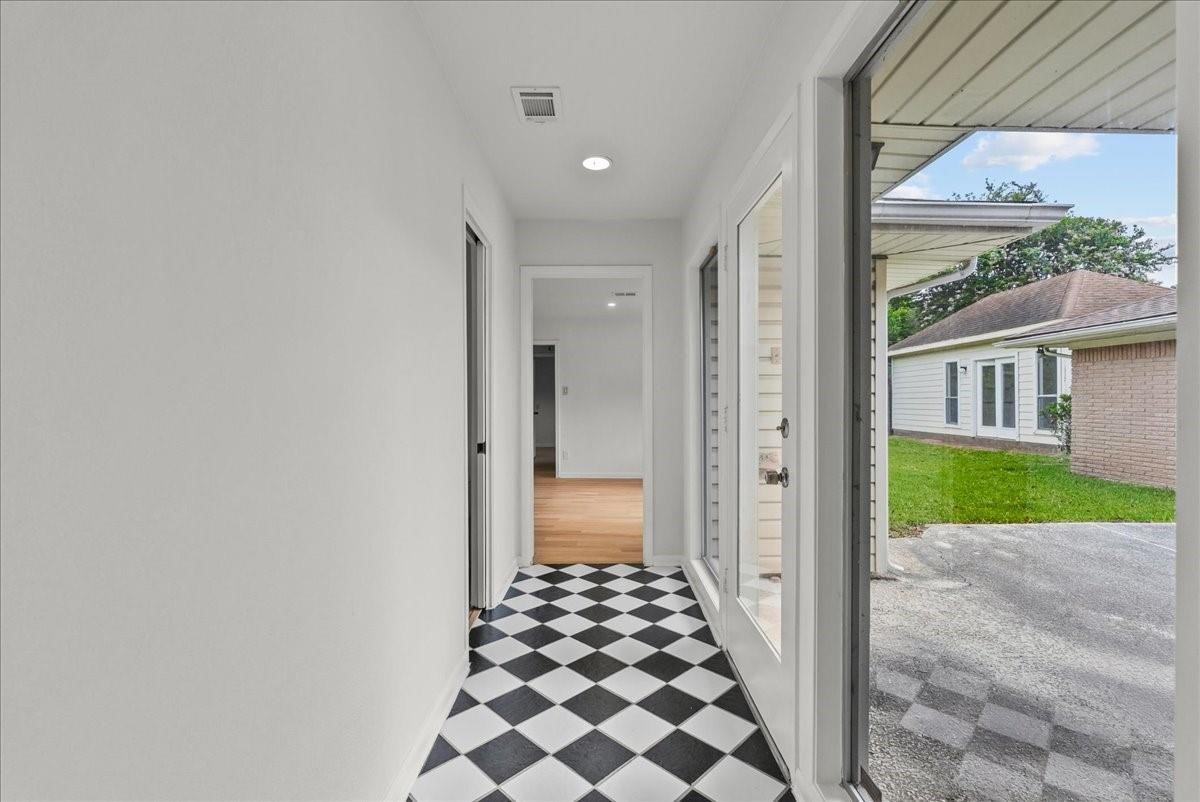 5762 Birdwood Road Property Photo 30