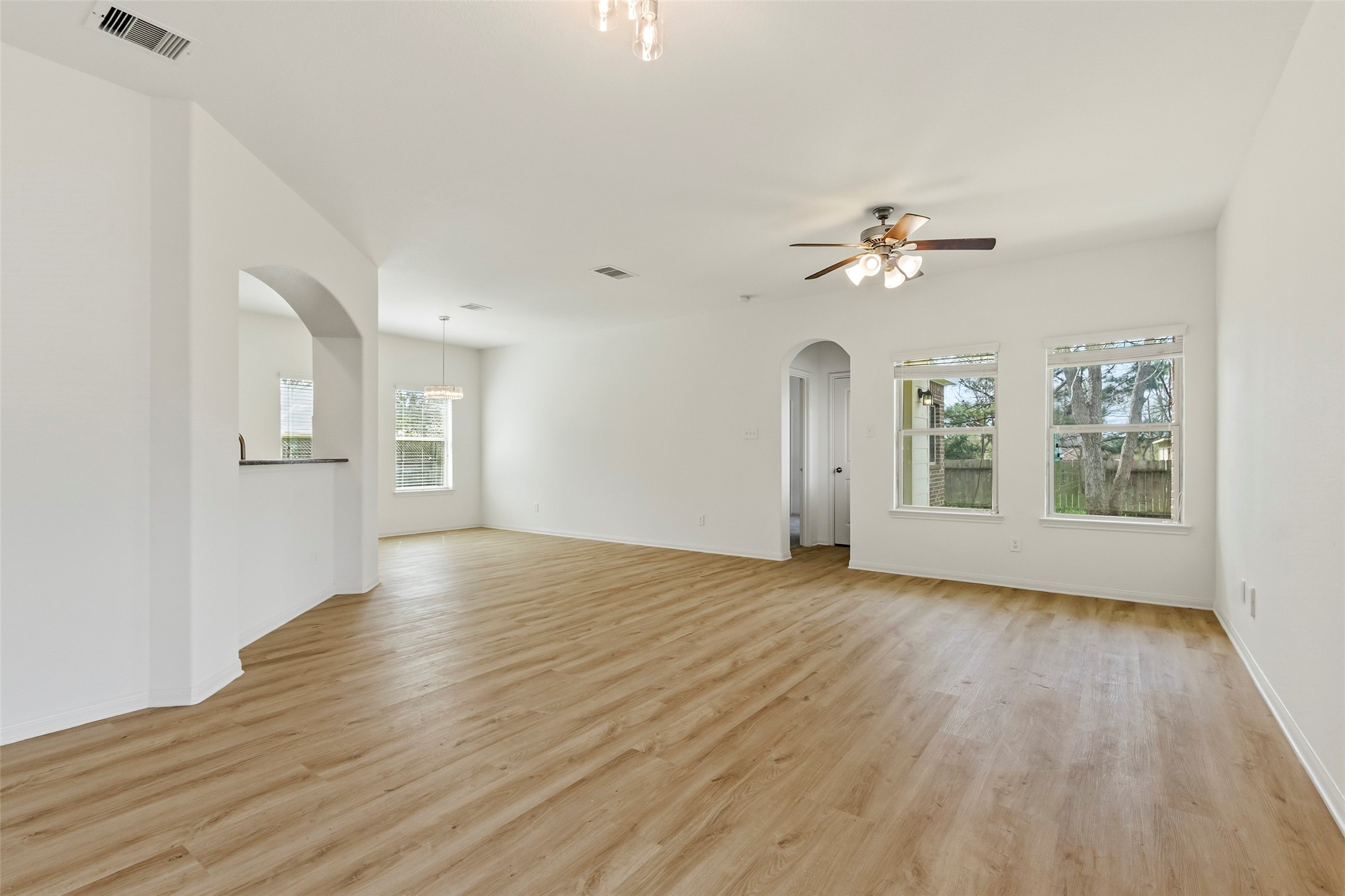 12339 Ridgecrest Drive Property Photo 8