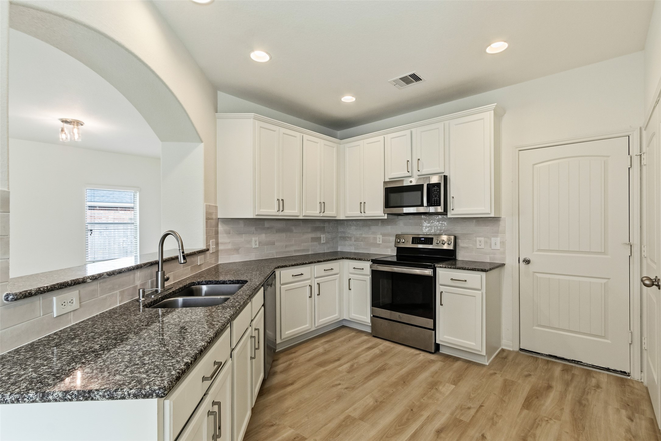 12339 Ridgecrest Drive Property Photo 15