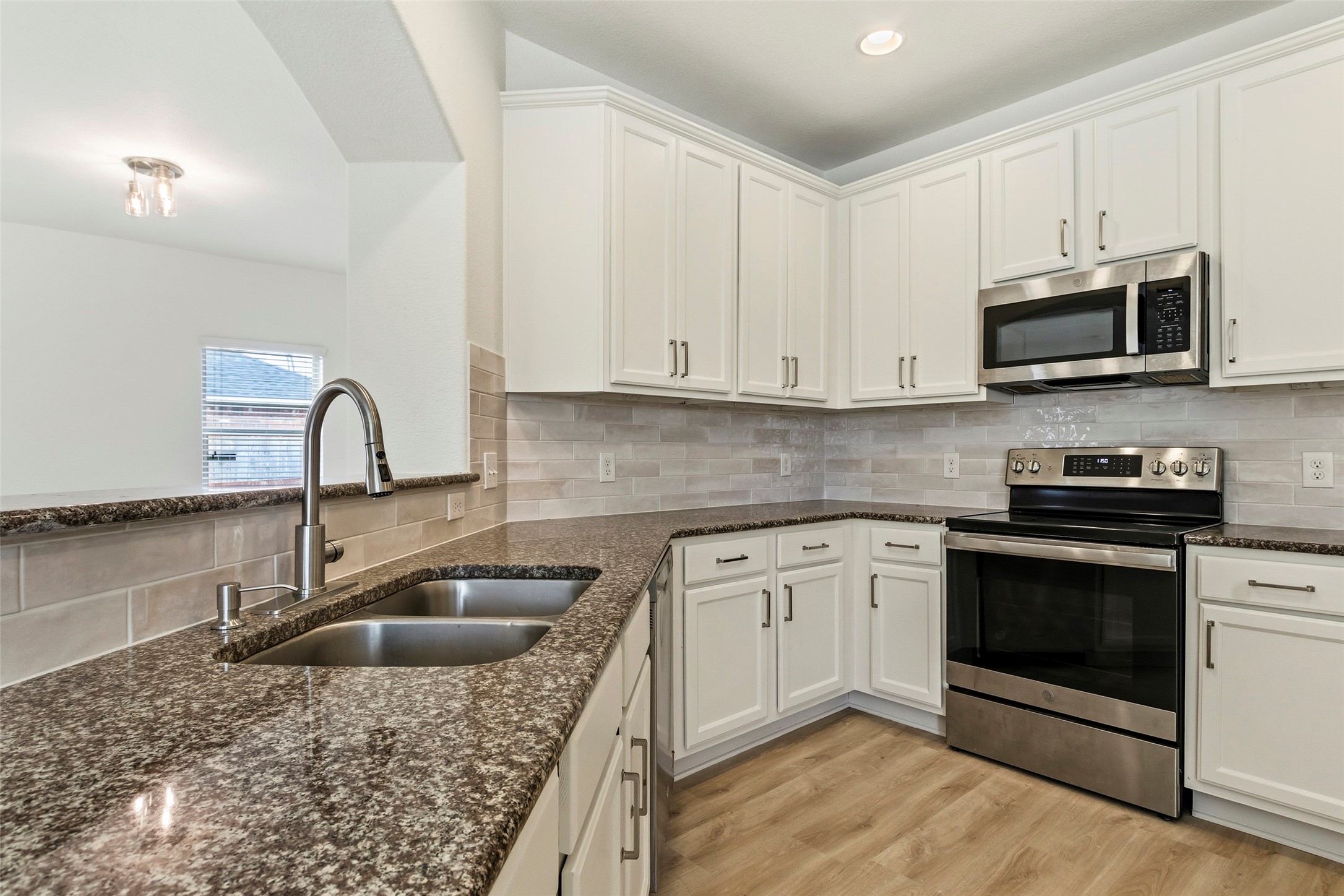 12339 Ridgecrest Drive Property Photo 16