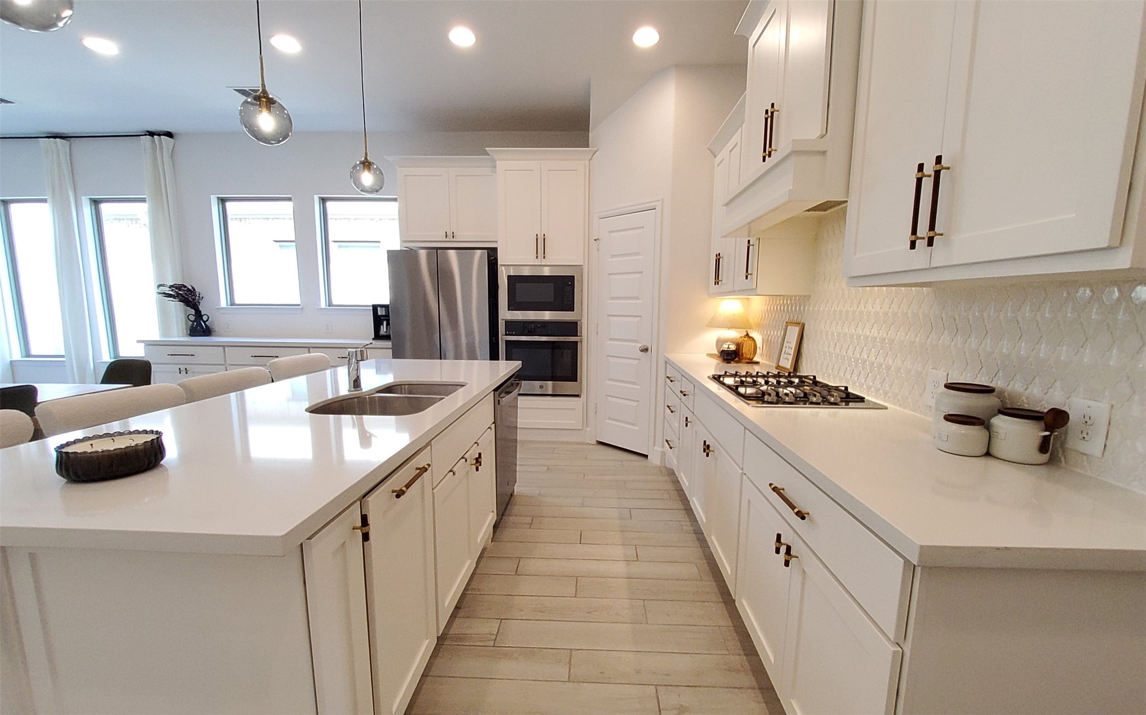 27127 Cutleaf Daisy Court Property Photo 14