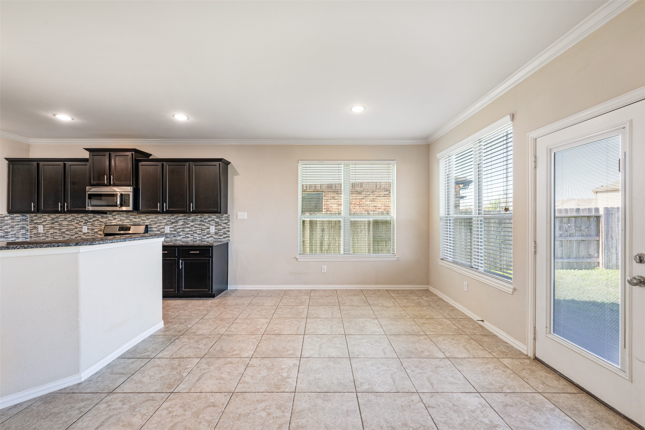 20606 Cactus Lake Lane Property Photo 9