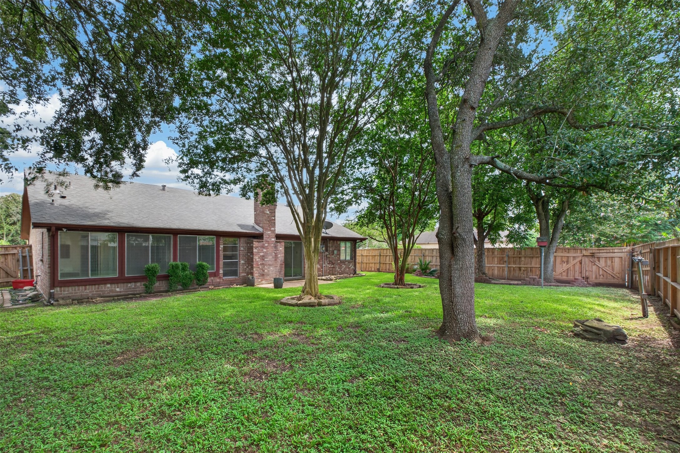 14338 Royal Hill Drive Property Photo 4