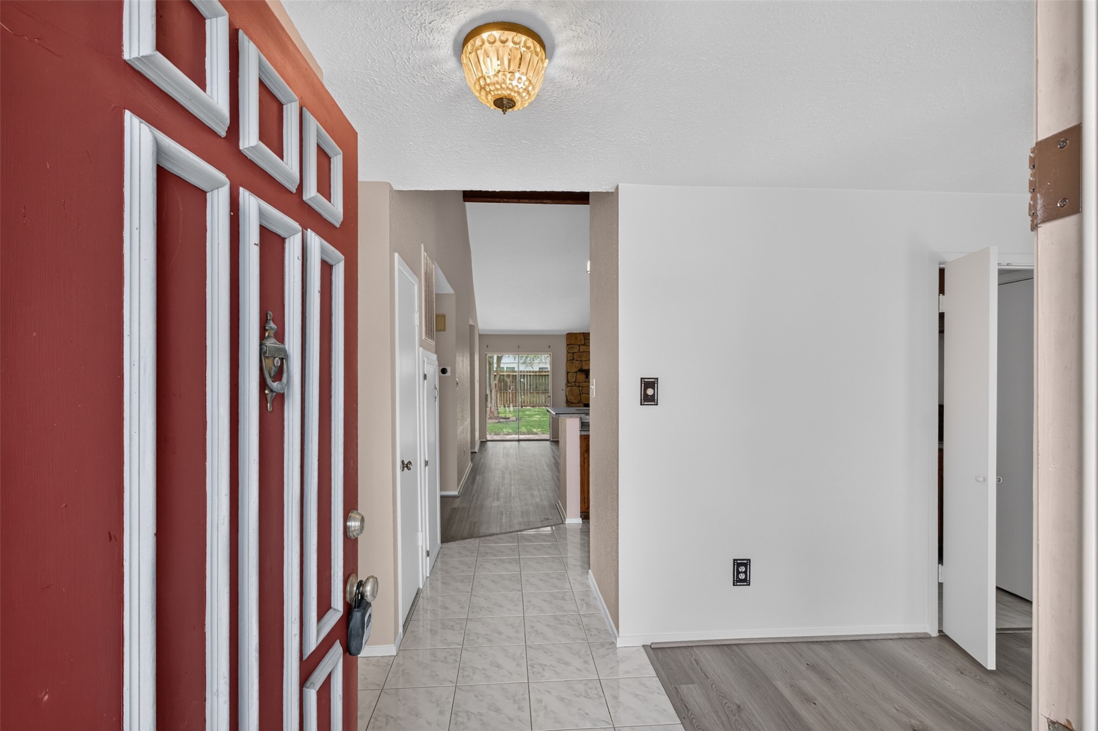 14338 Royal Hill Drive Property Photo 5
