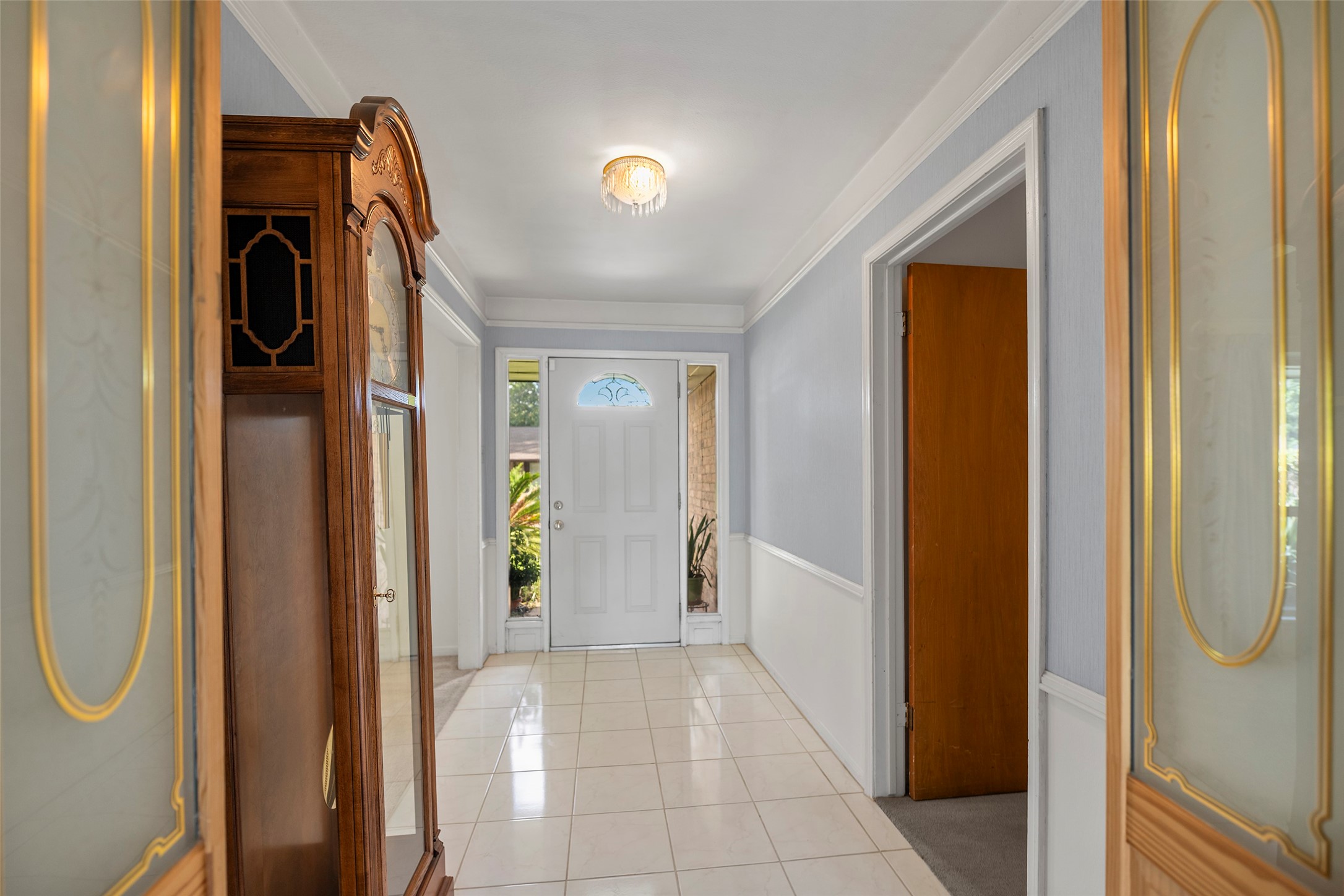 1102 Doral Lane Property Photo 3