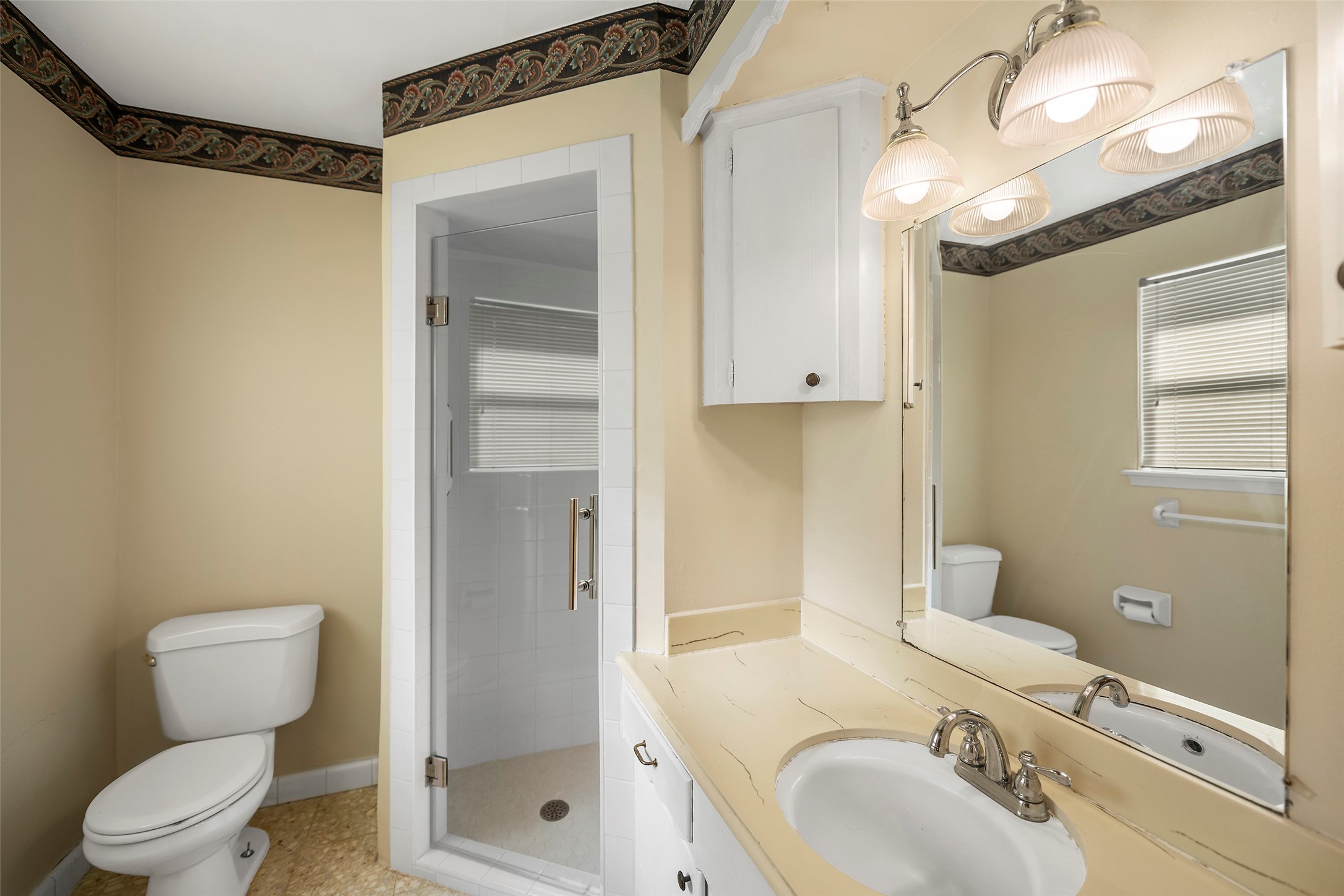 1102 Doral Lane Property Photo 13