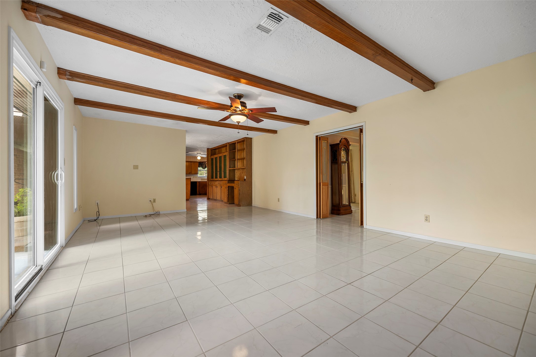 1102 Doral Lane Property Photo 17