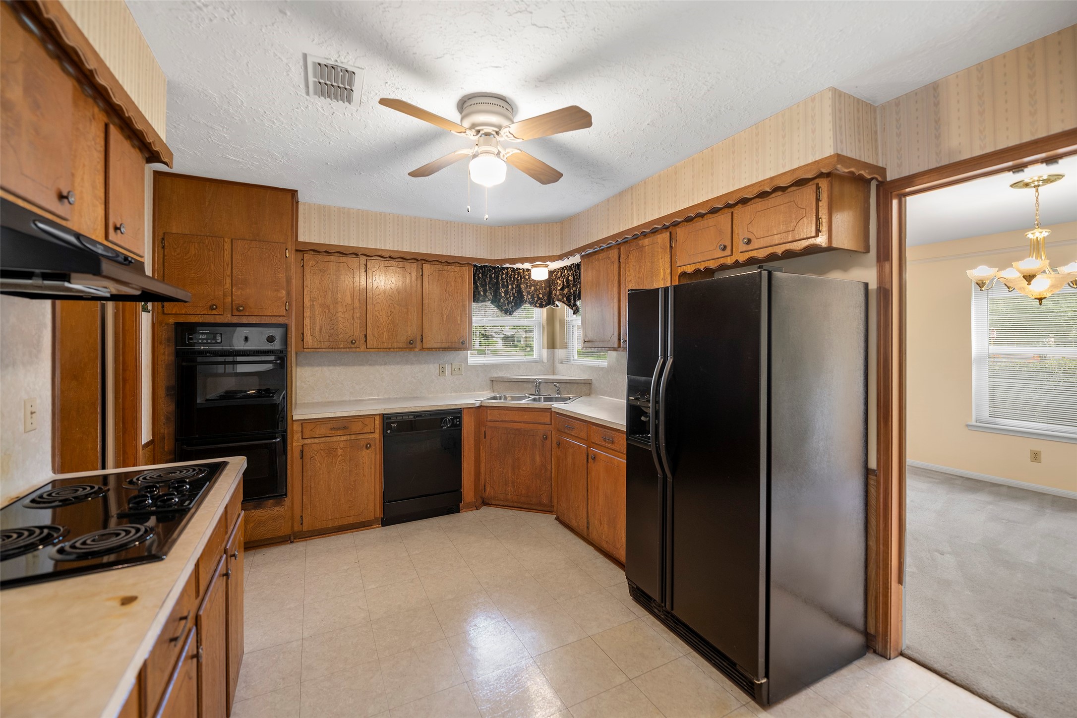 1102 Doral Lane Property Photo 25