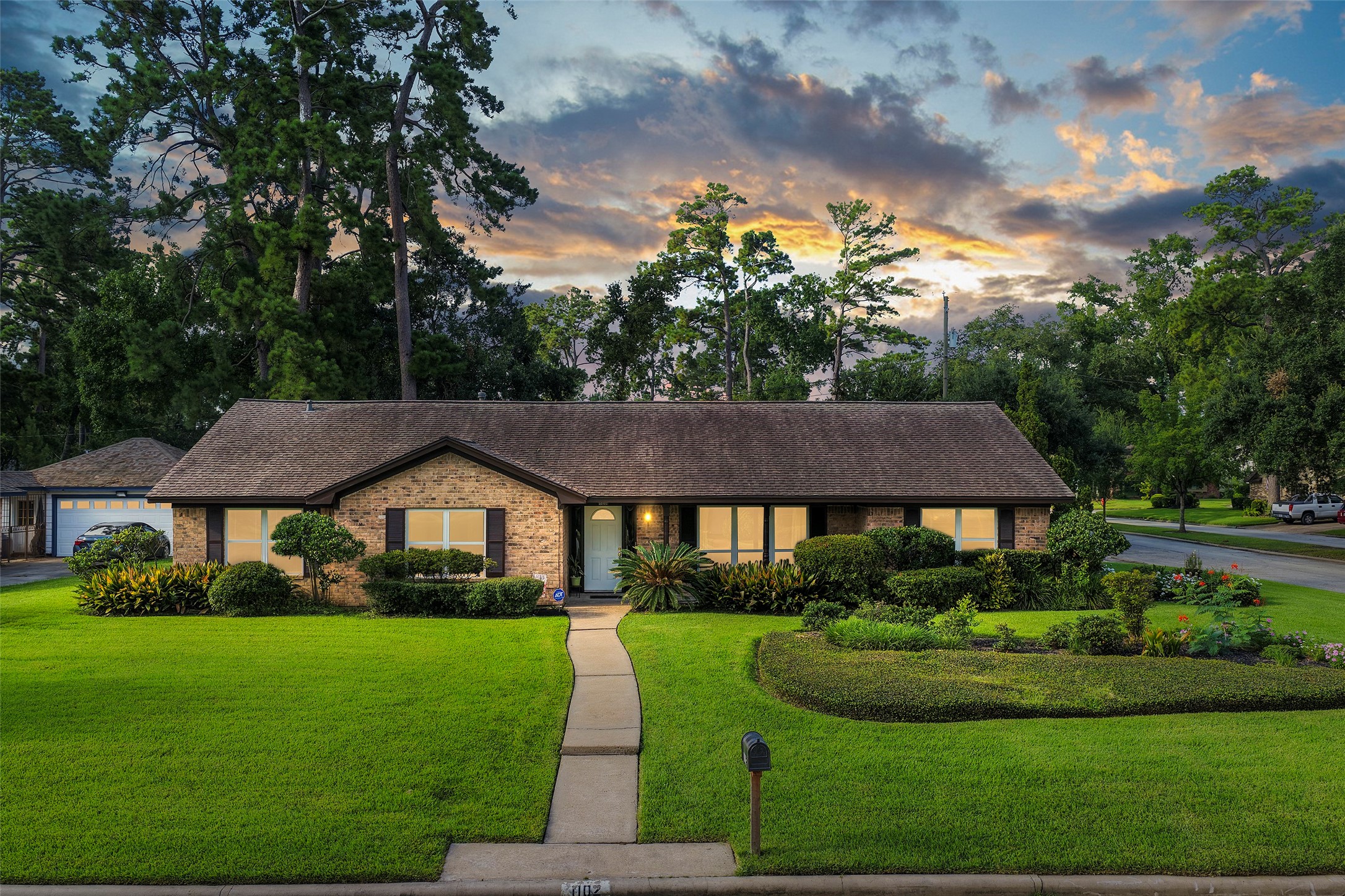 1102 Doral Lane Property Photo 33