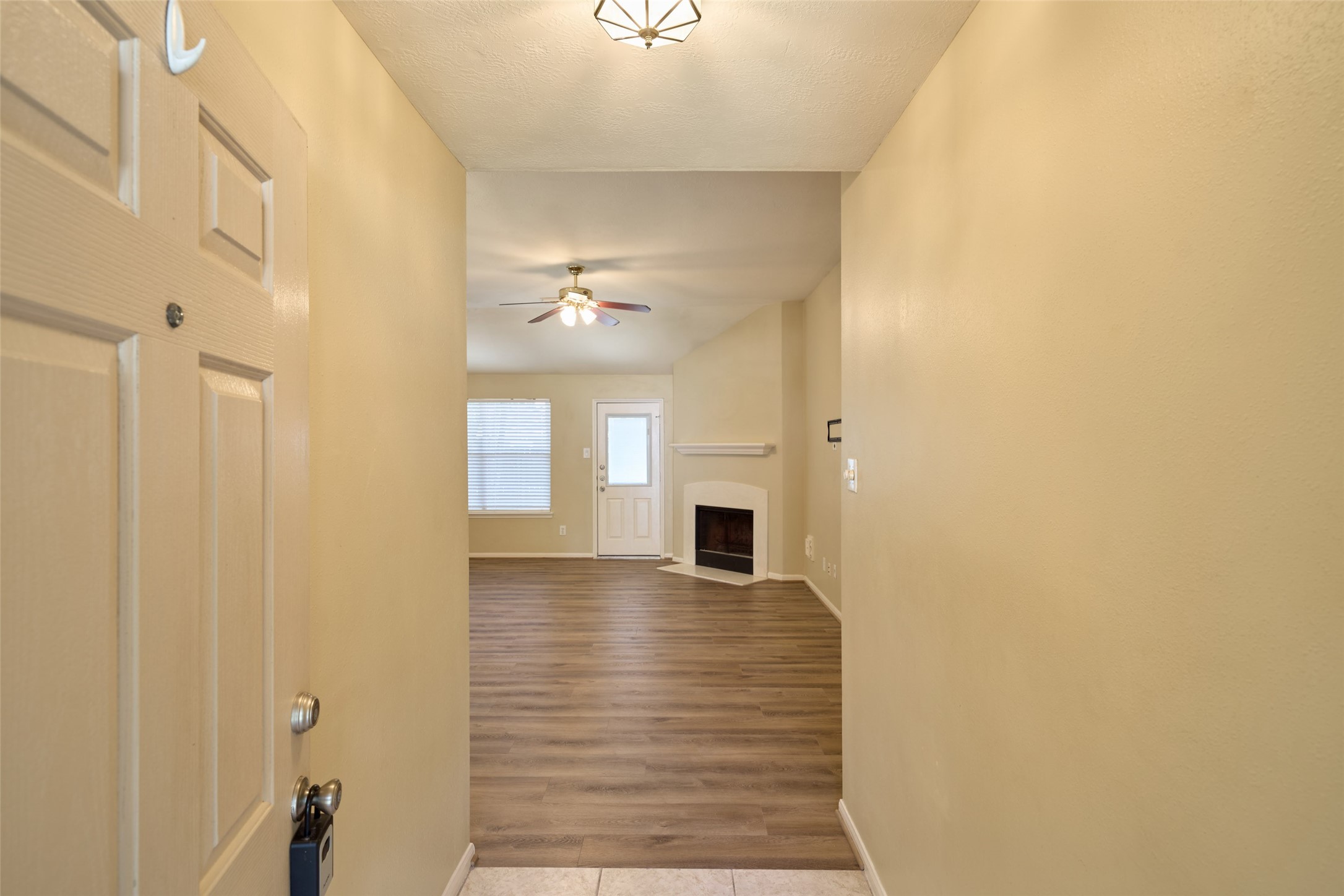 12121 La Salle Branch Property Photo 4