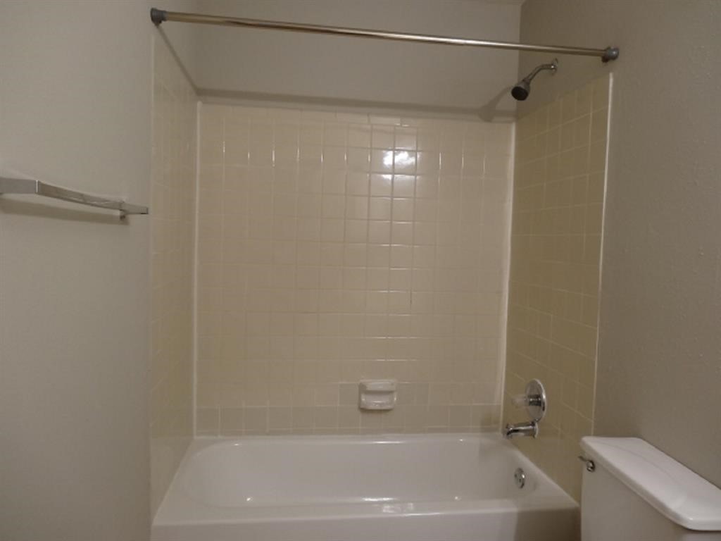 15521 Weldon Drive Property Photo 10