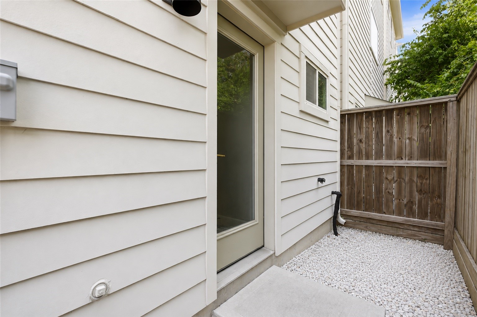 2102 Bello Amanecer Lane Property Photo 2