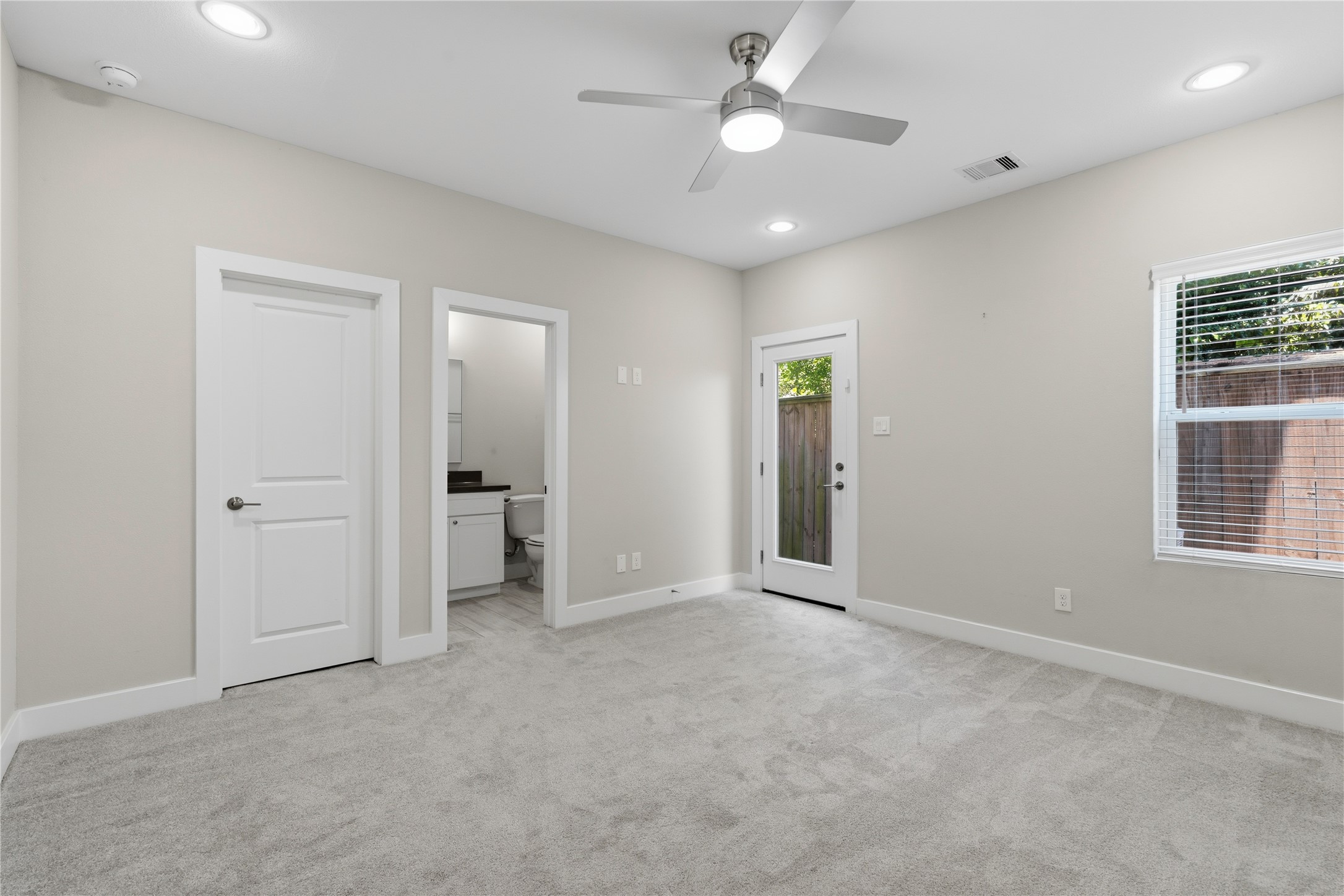 2102 Bello Amanecer Lane Property Photo 4