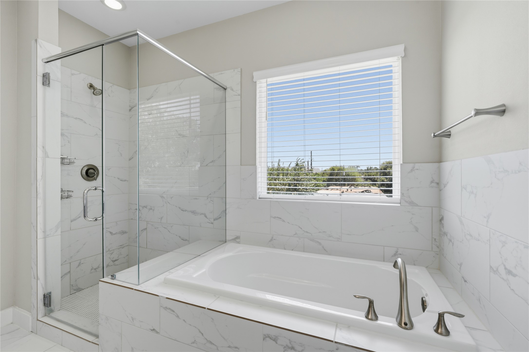 2102 Bello Amanecer Lane Property Photo 20