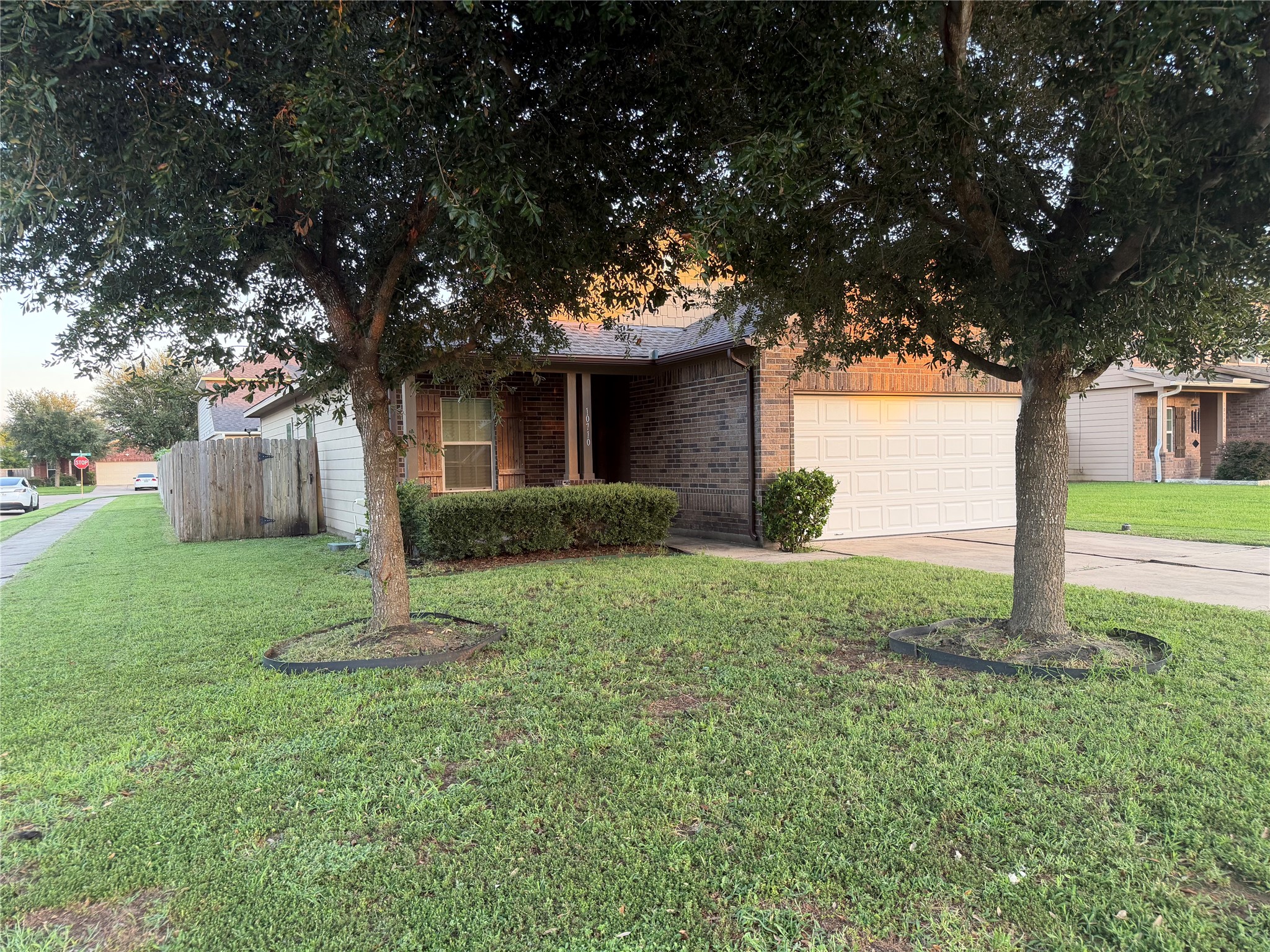10710 Barker View Drive Property Photo 3