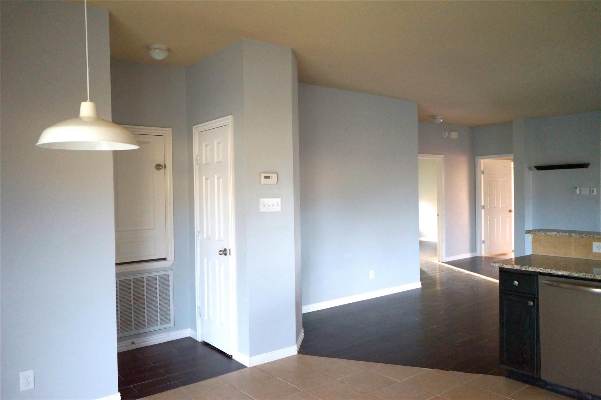 10710 Barker View Drive Property Photo 11