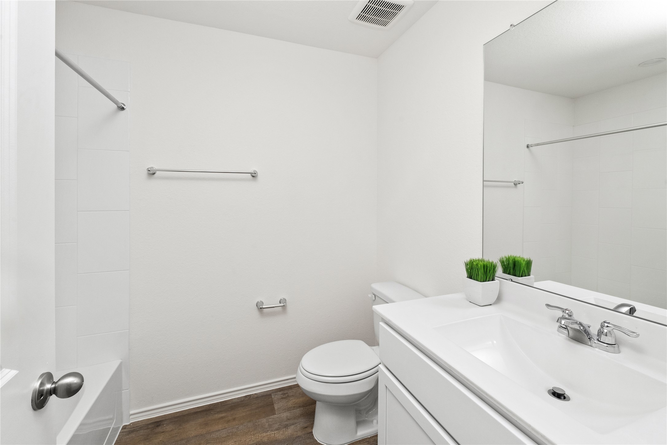 4227 Bedwyn Bay Dr Property Photo 5