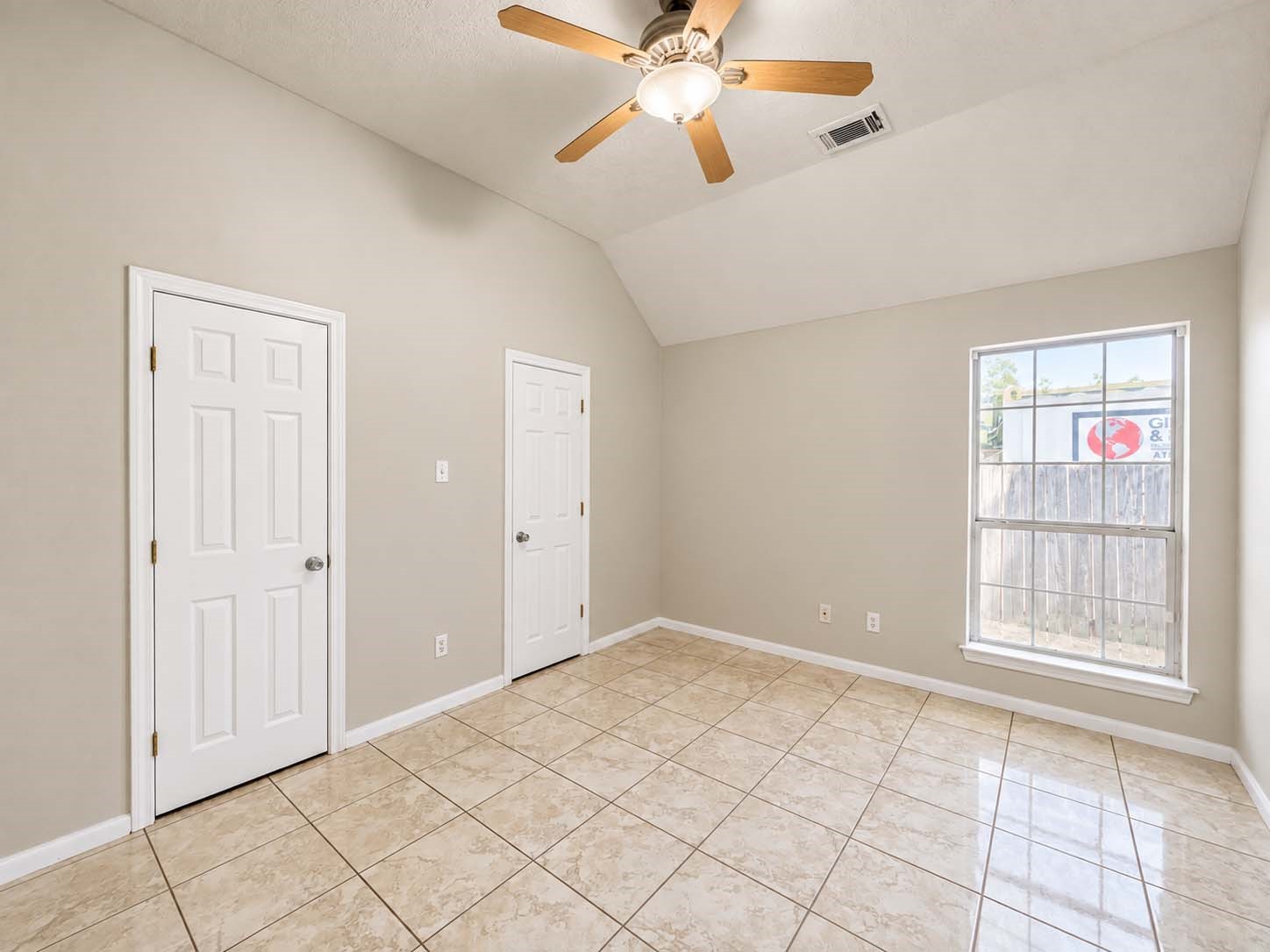 11114 Kirwin Lane Property Photo 17