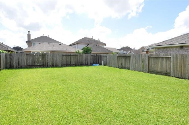 2406 Padgett Court Property Photo 3