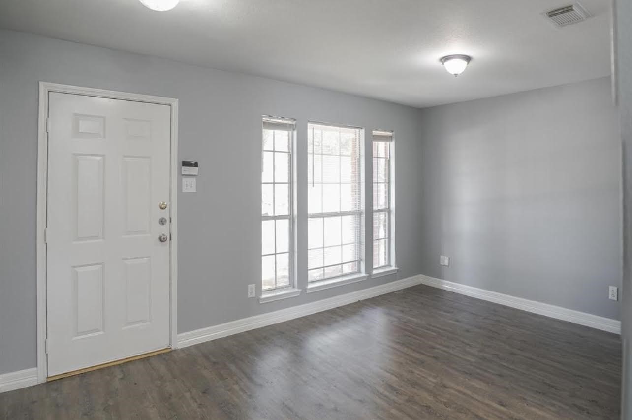5007 Amorgas Isle Drive Property Photo 4