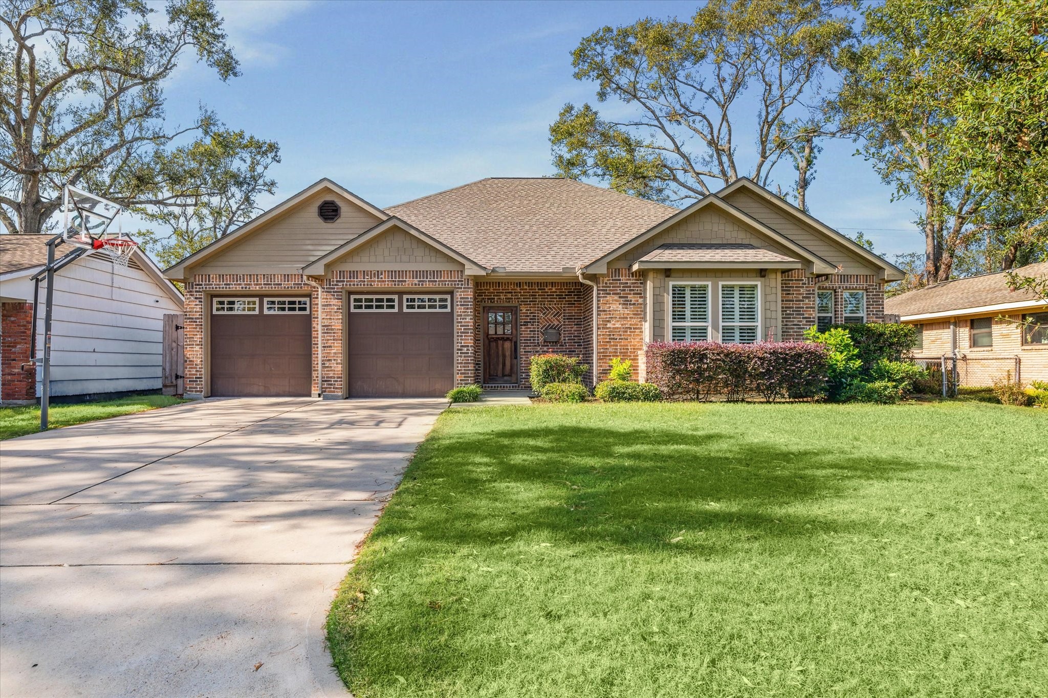 Waltrip High School Real Estate Listings Main Image