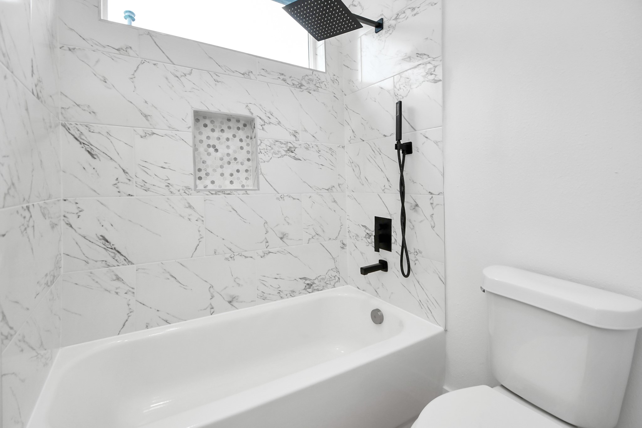 235 B Julia St Street B Property Photo 12
