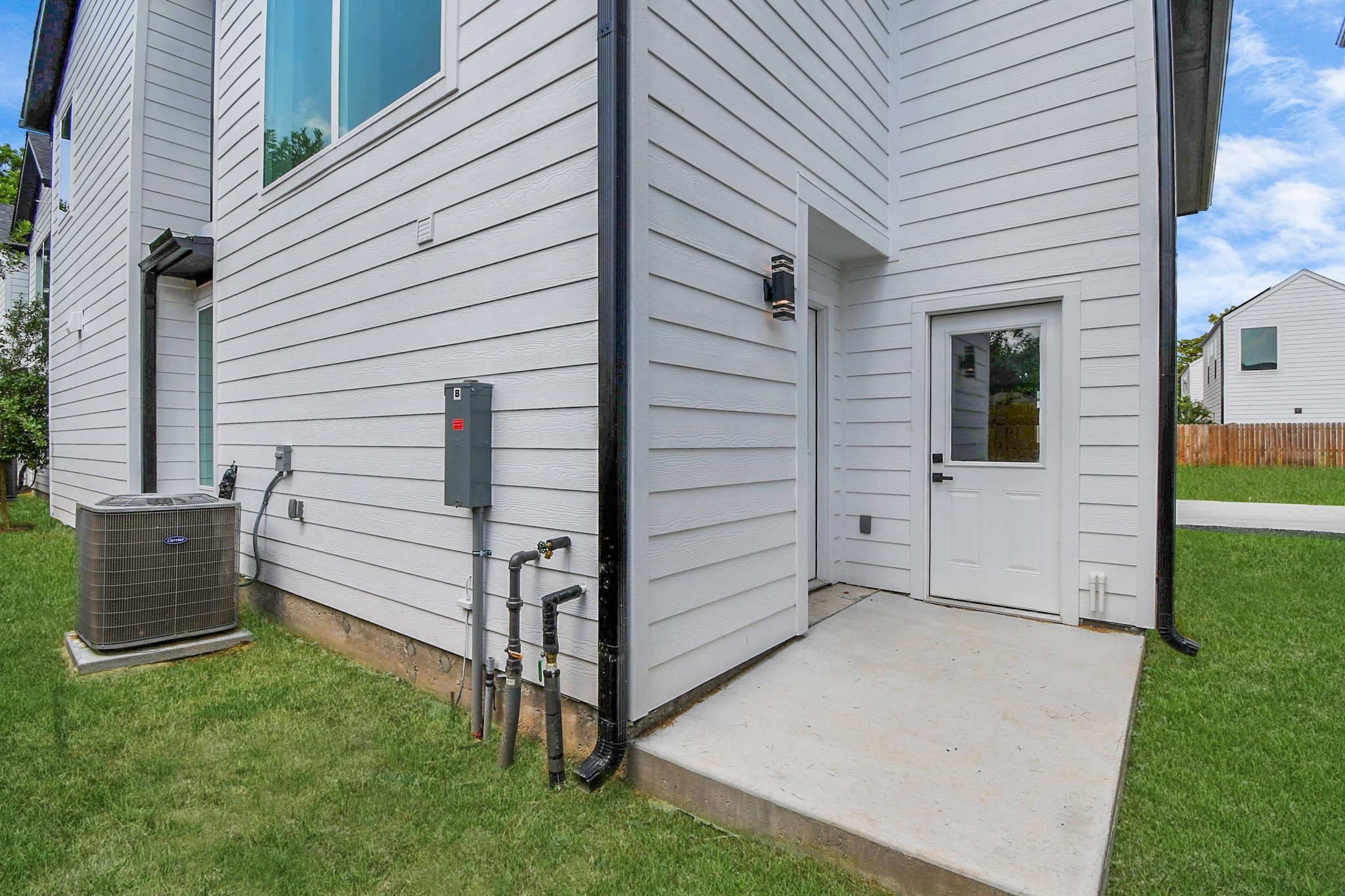 235 B Julia St Street B Property Photo 33