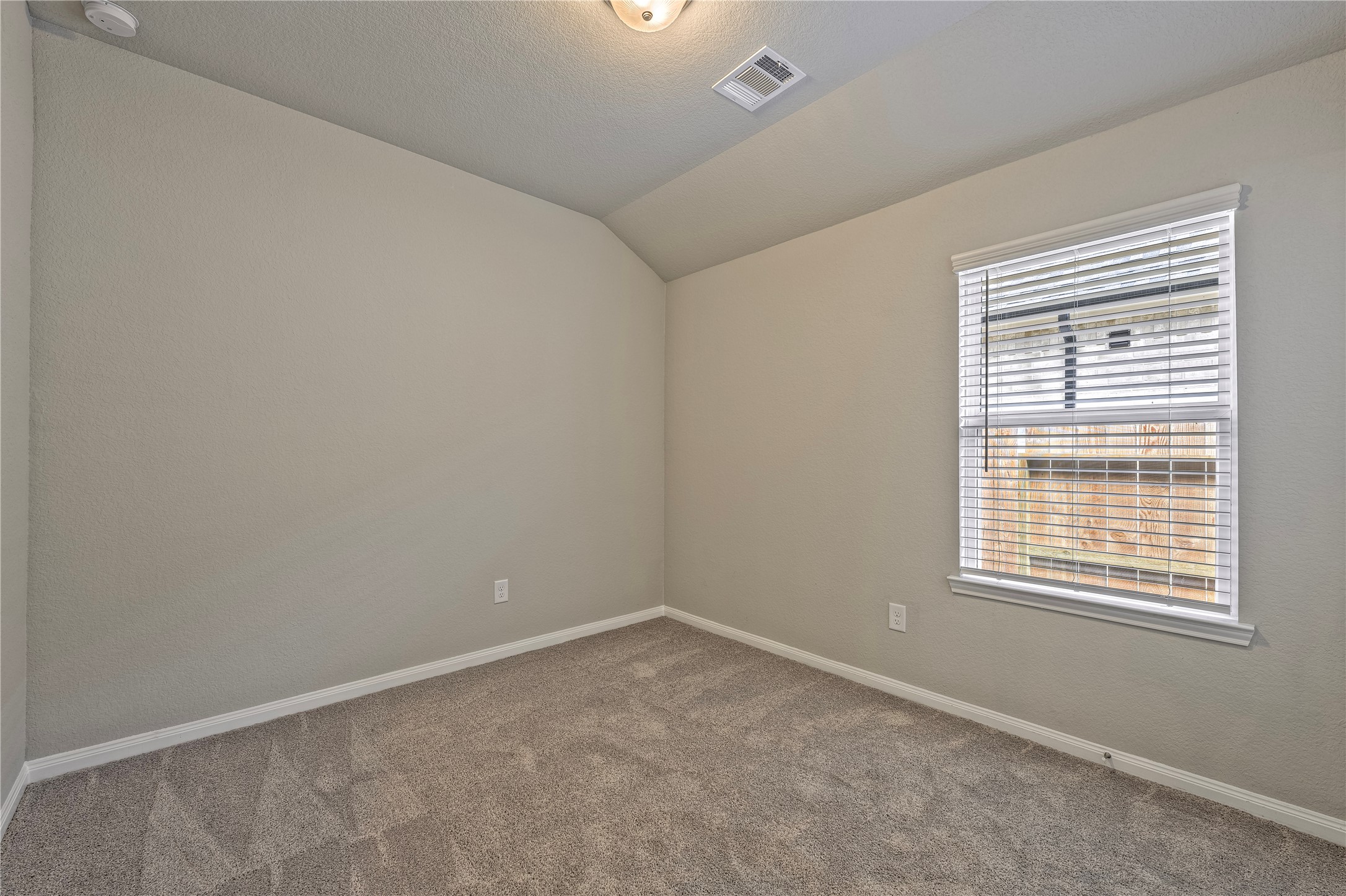 17502 Rosette Grass Drive Property Photo 14