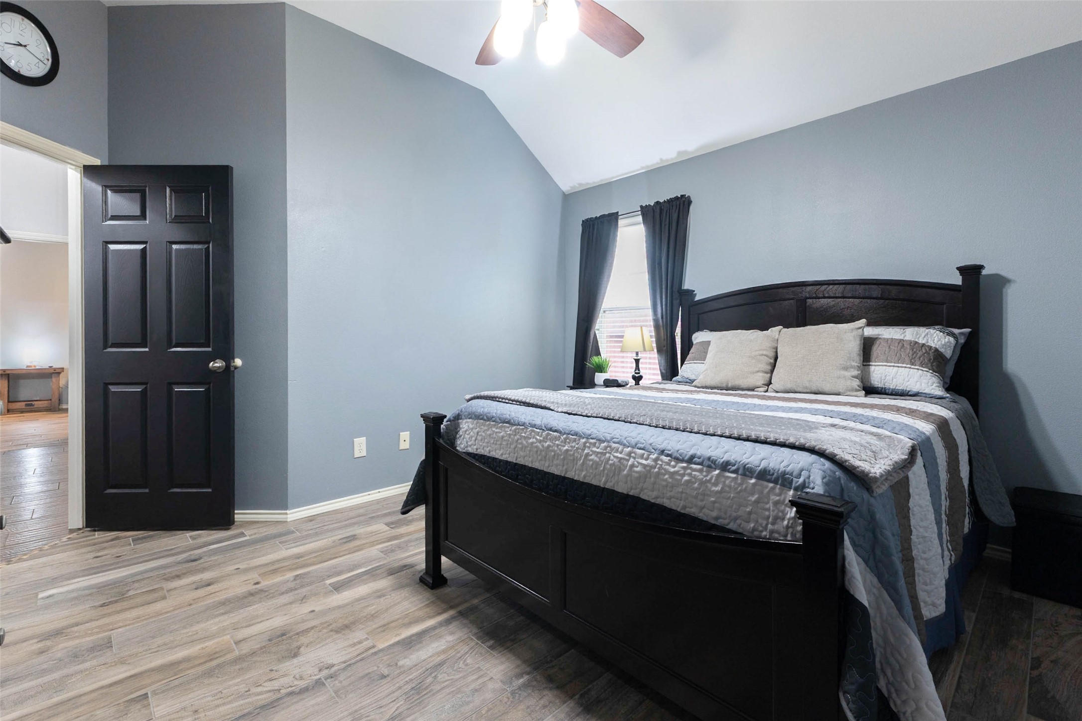 28231 Crossprairie Drive Property Photo 16