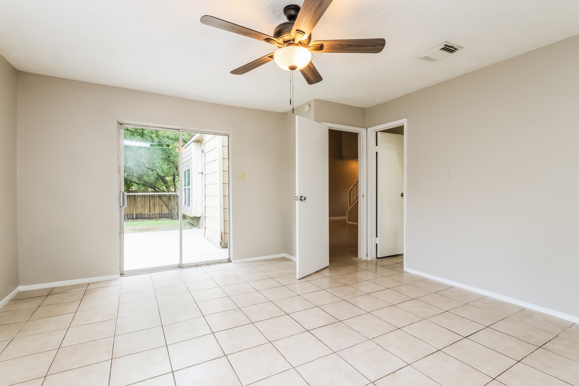 20102 Big Timber Drive Property Photo 10