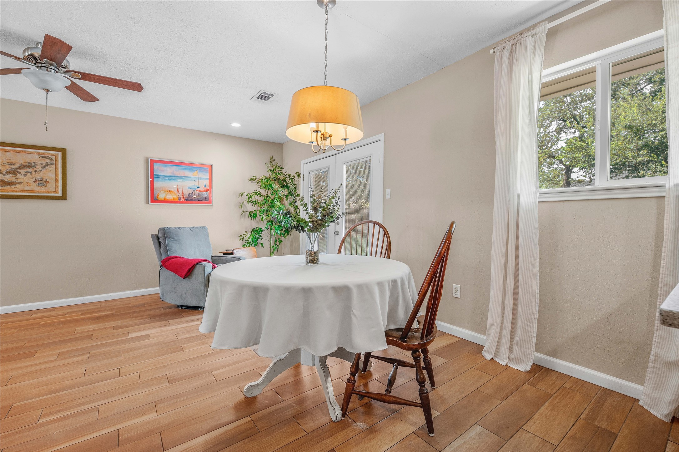 1204 Berkeley Street Property Photo 9