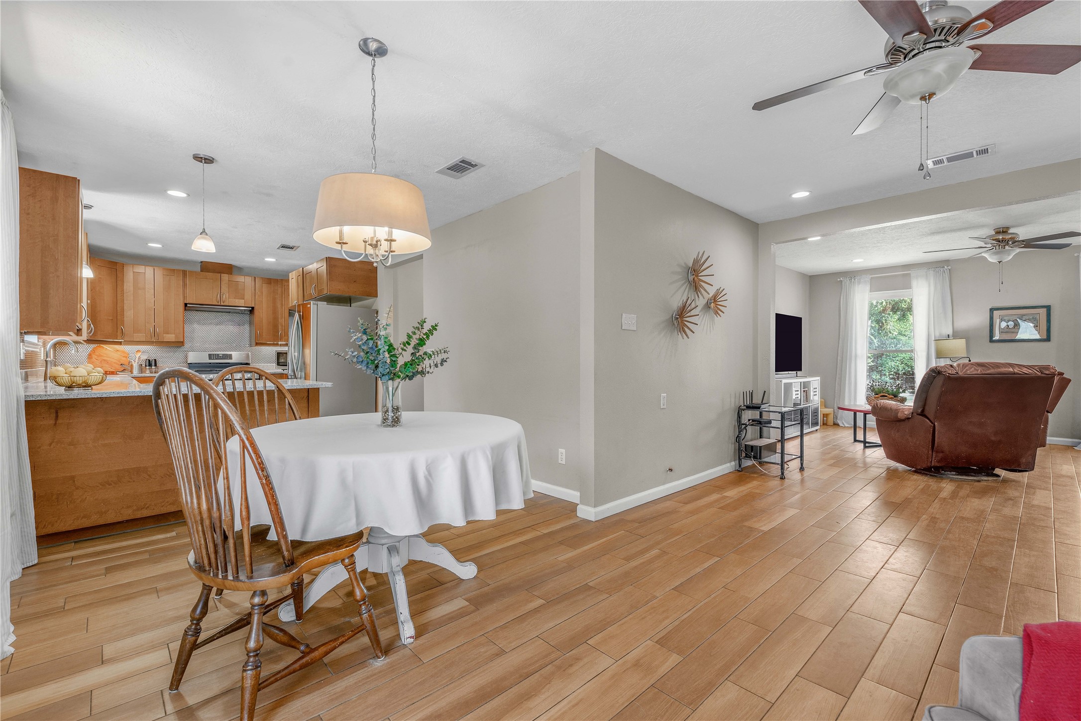 1204 Berkeley Street Property Photo 10