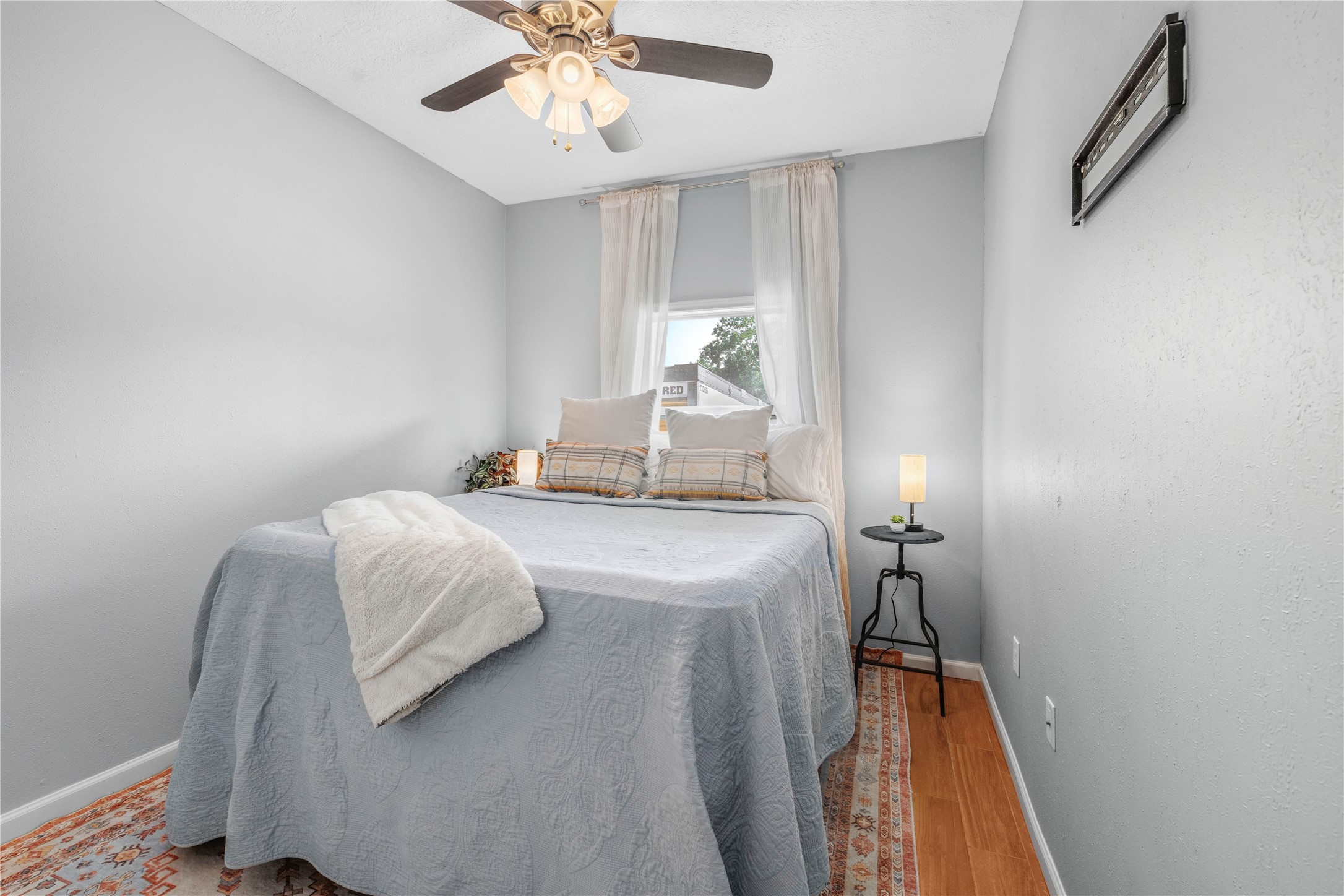 1204 Berkeley Street Property Photo 22