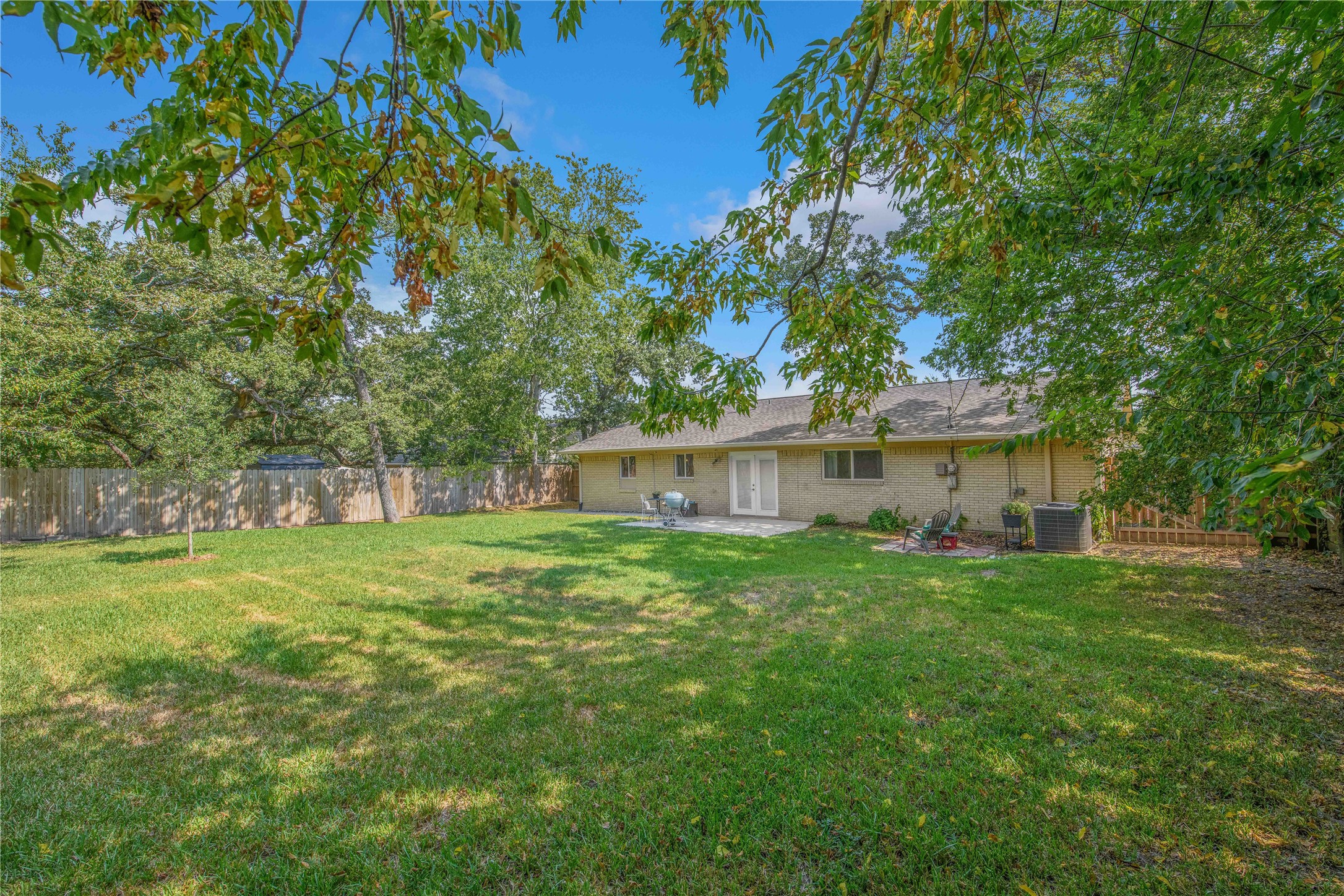 1204 Berkeley Street Property Photo 25