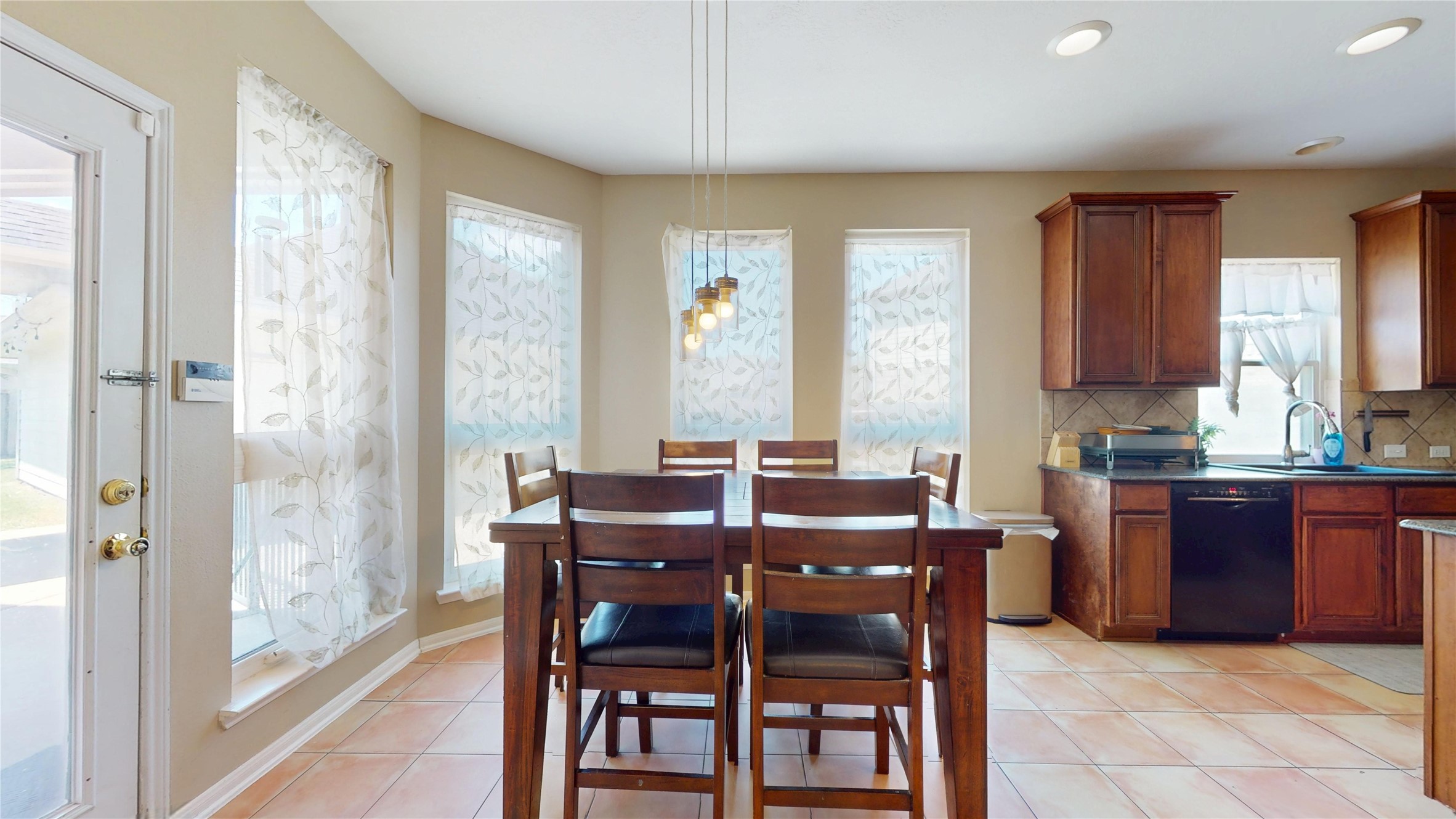 3310 Aspenbrook Ct Court Property Photo 15