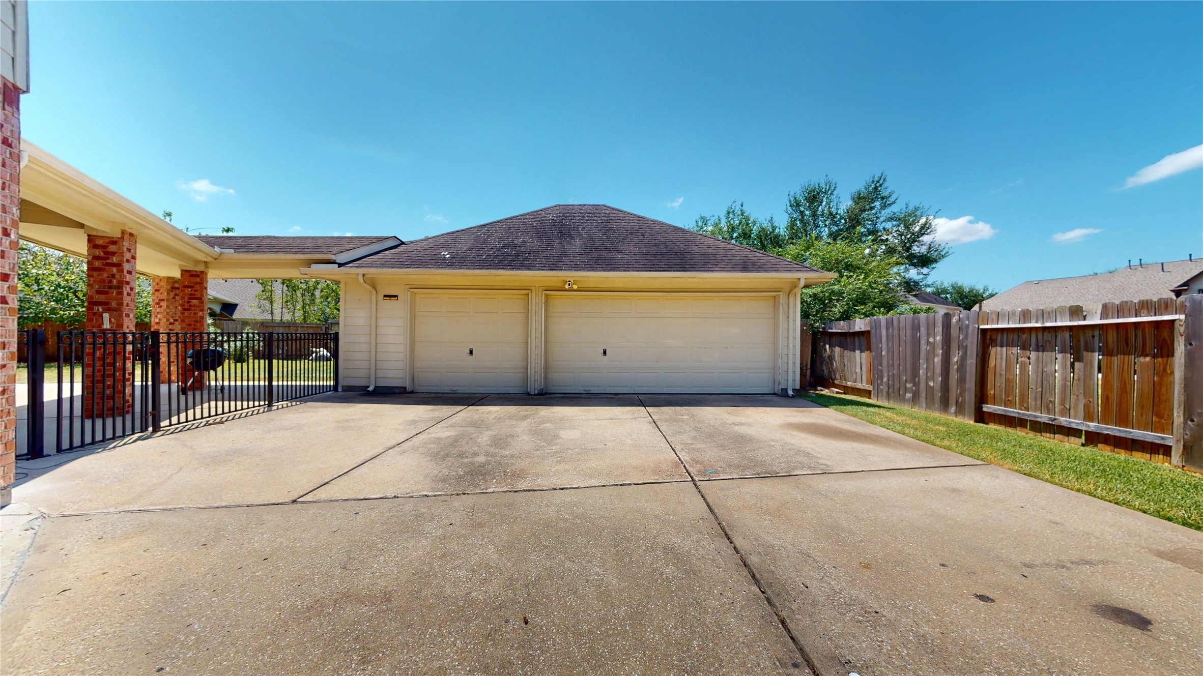 3310 Aspenbrook Ct Court Property Photo 43