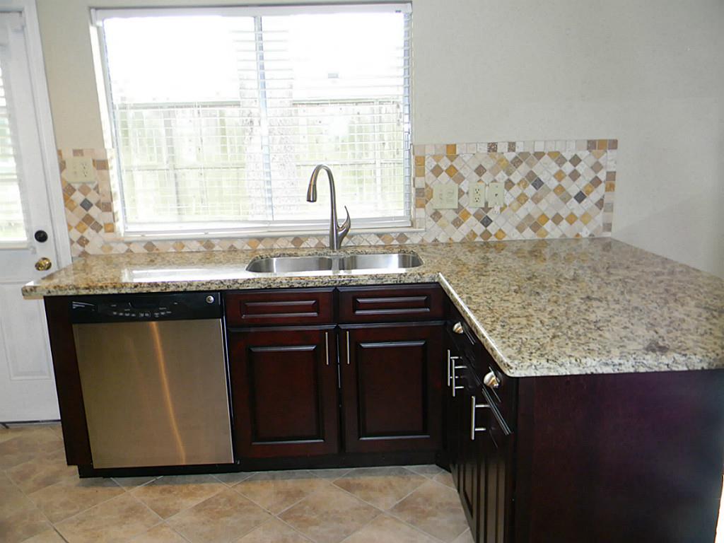 2754 Quarry Hill Road Property Photo 7