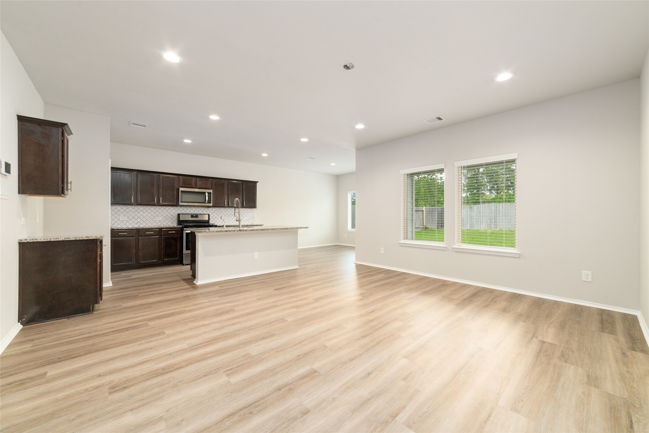 23702 Harrow Field Lane Property Photo 10