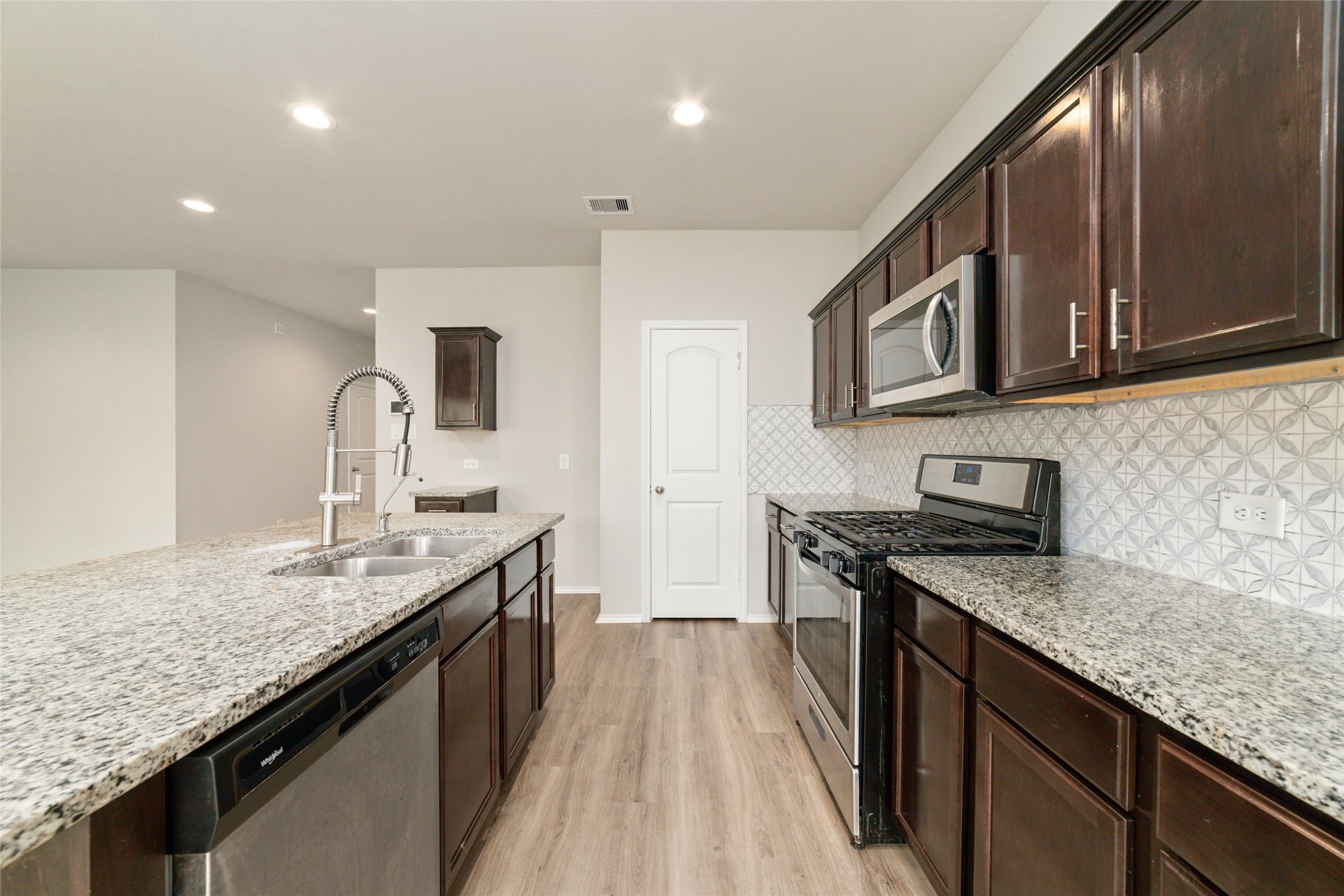 23702 Harrow Field Lane Property Photo 14