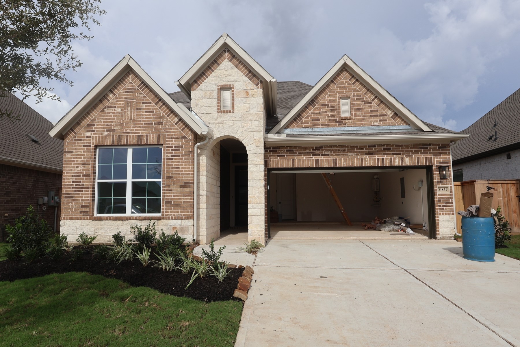 31839 Blossom Lane Property Photo 2