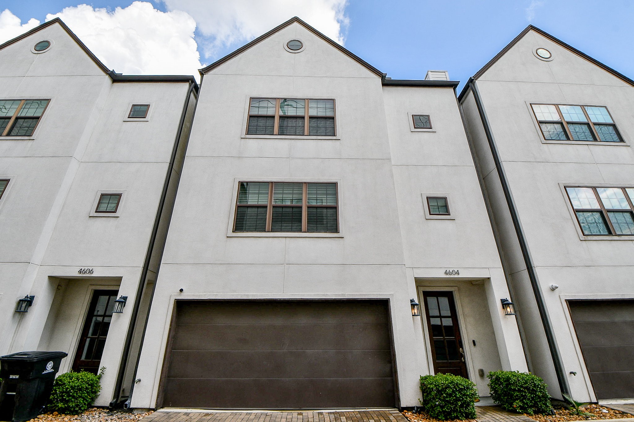4604 Chartres Street Property Photo 1