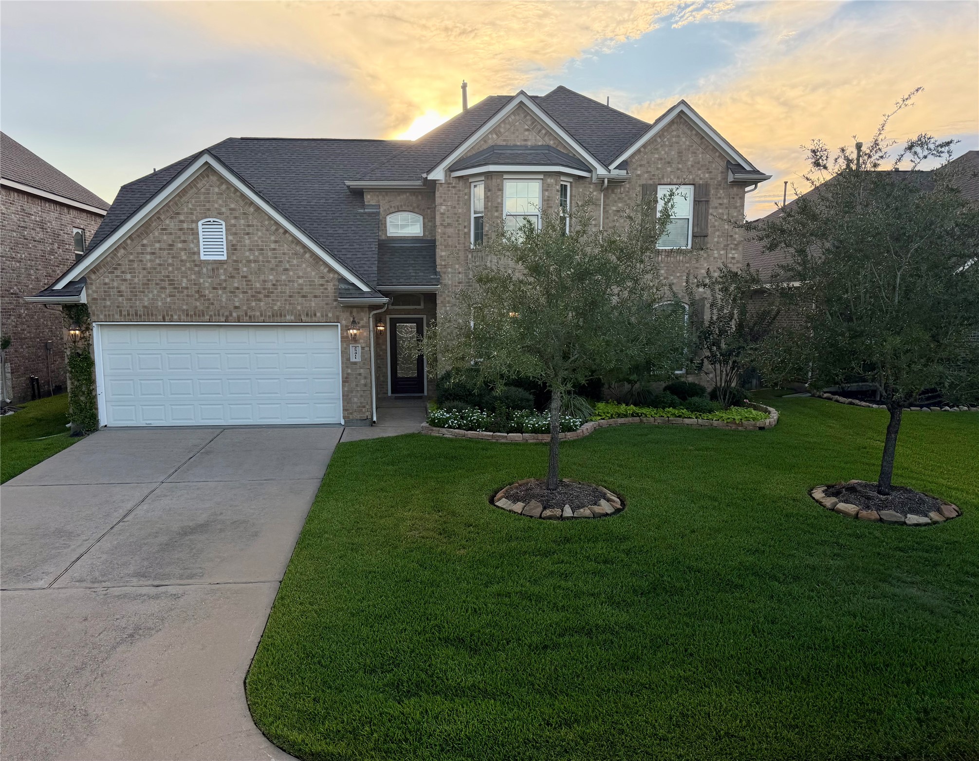 25411 Auburn Bend Drive N Property Photo 2