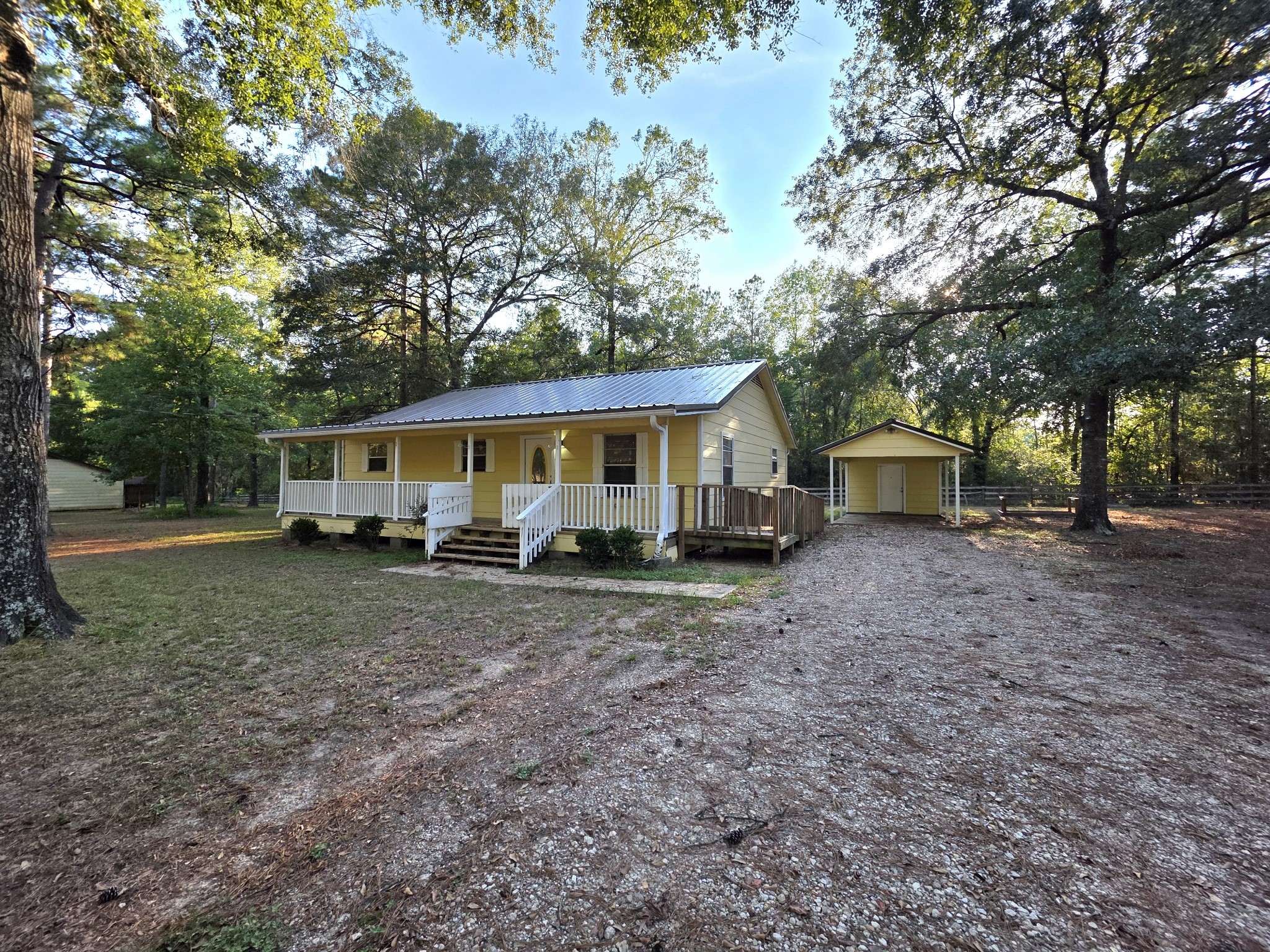 12105 Old County Road Property Photo 1