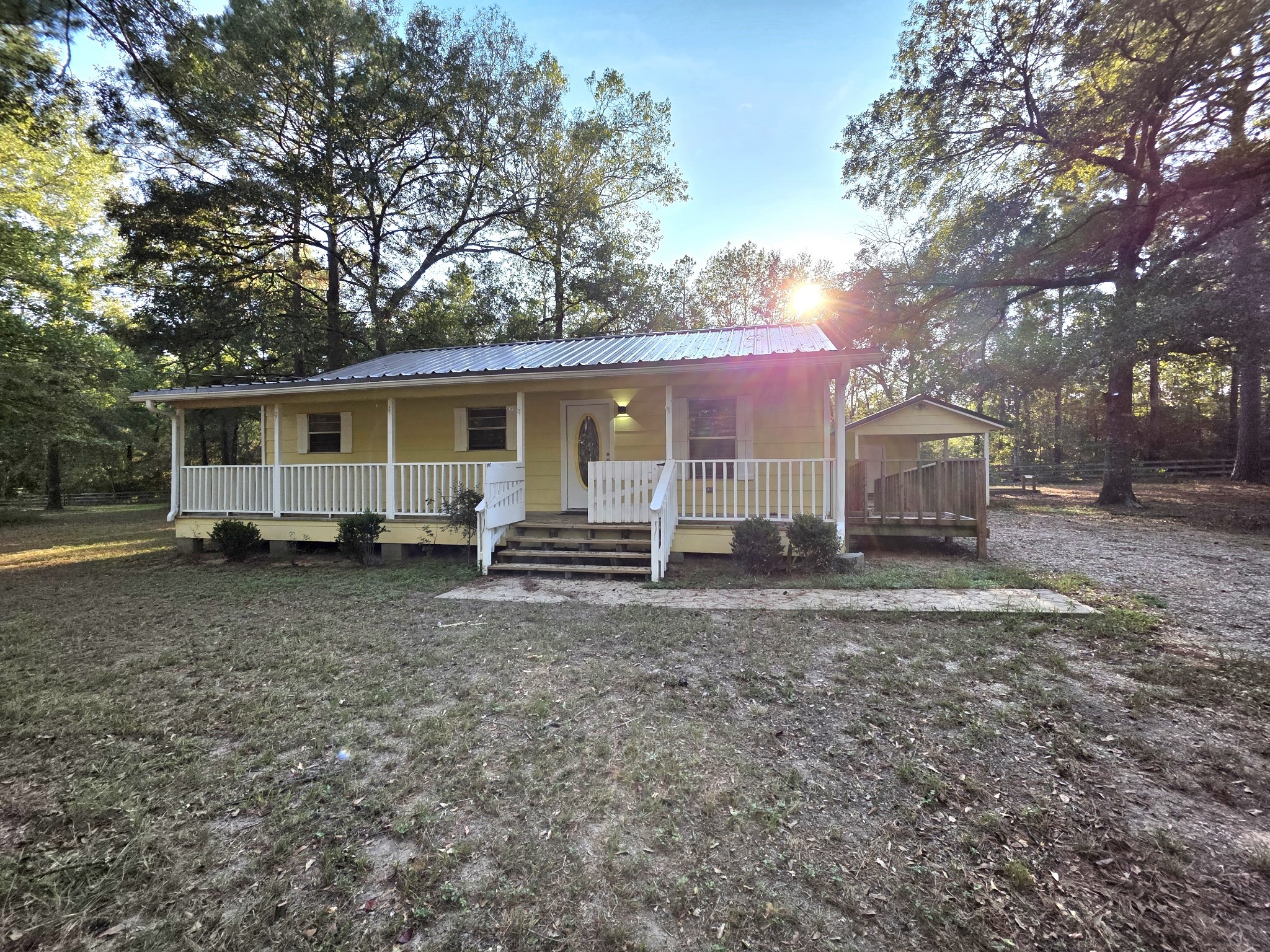 12105 Old County Road Property Photo 3