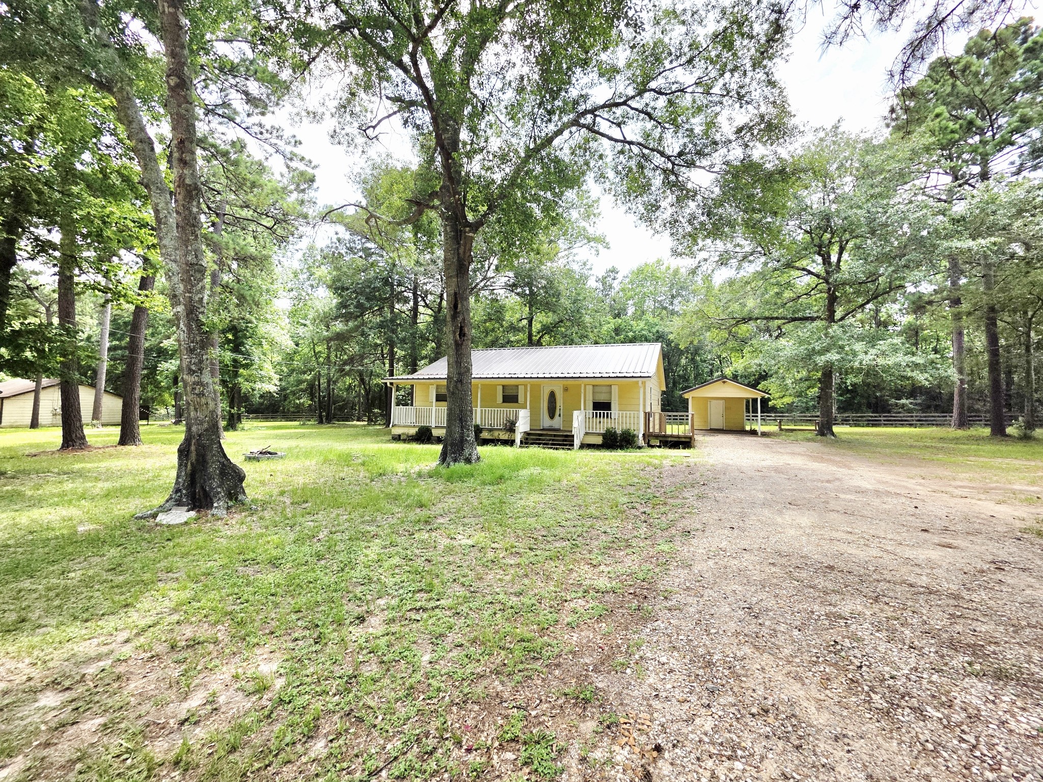 12105 Old County Road Property Photo 18