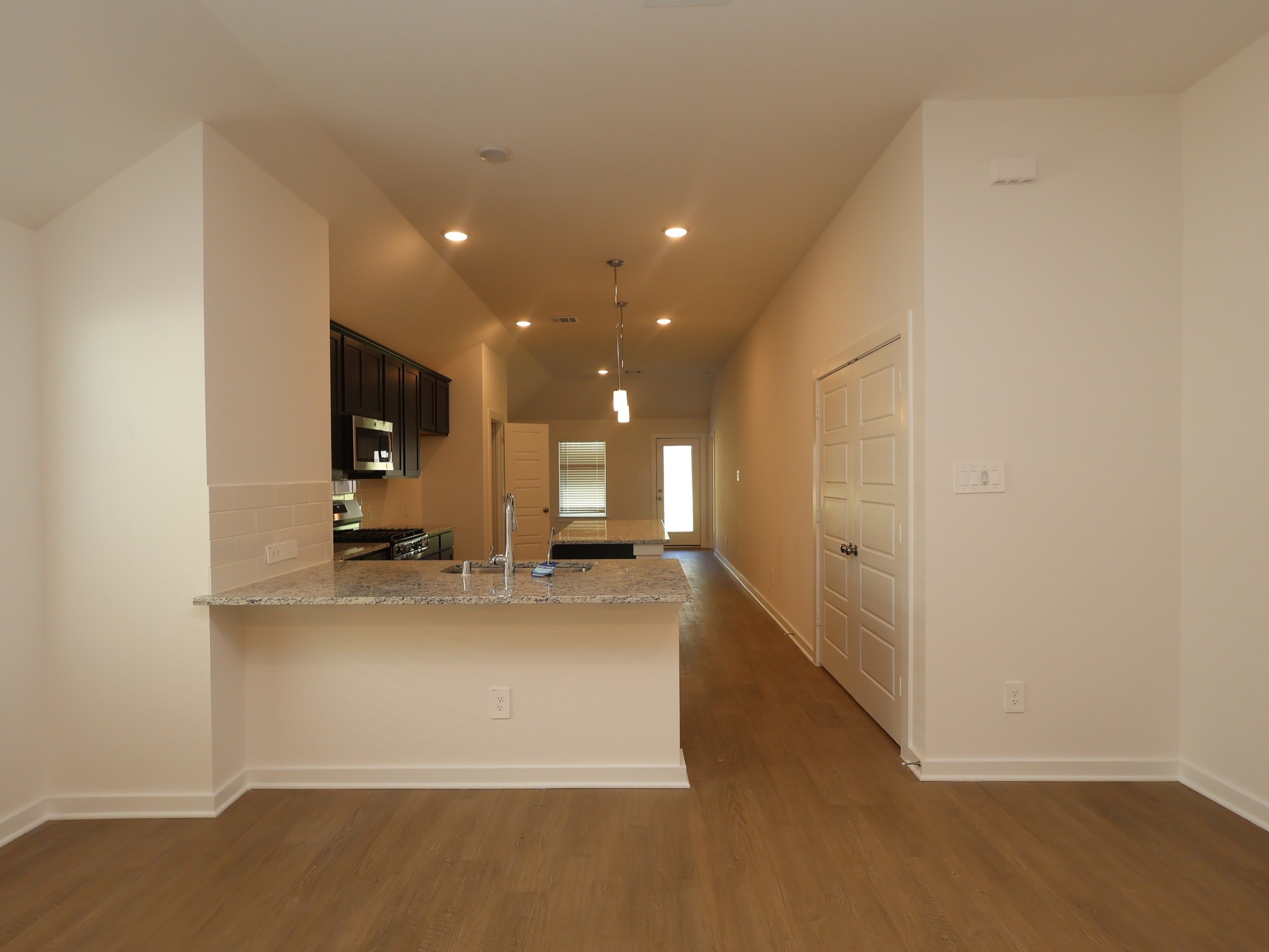 613 Falling Cave Drive Property Photo 11