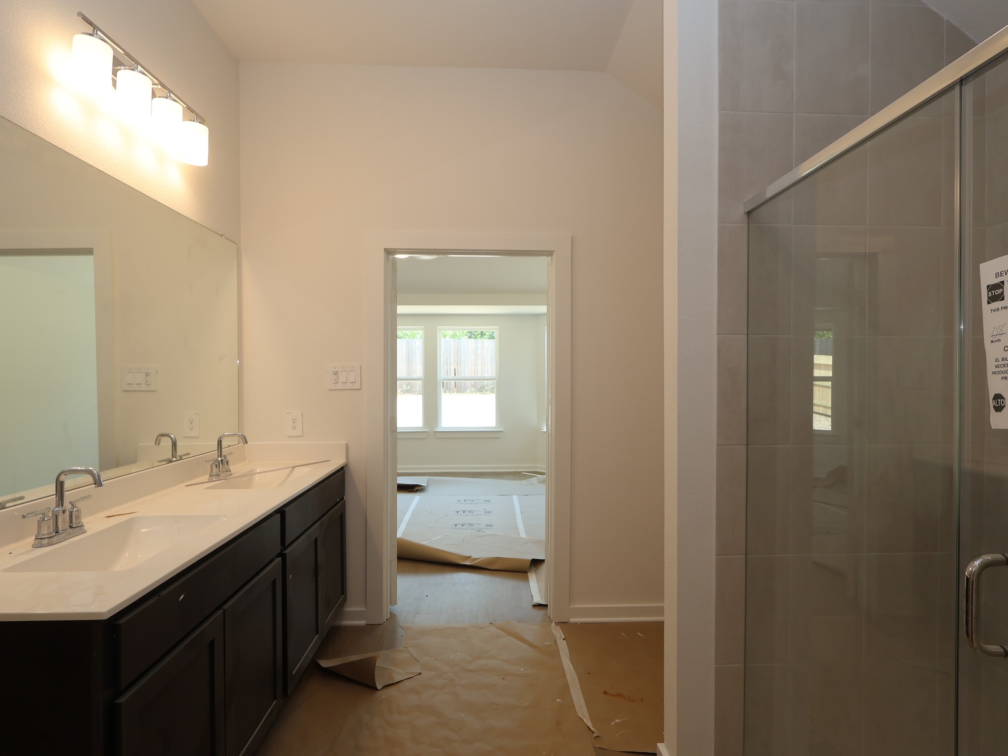 613 Falling Cave Drive Property Photo 12