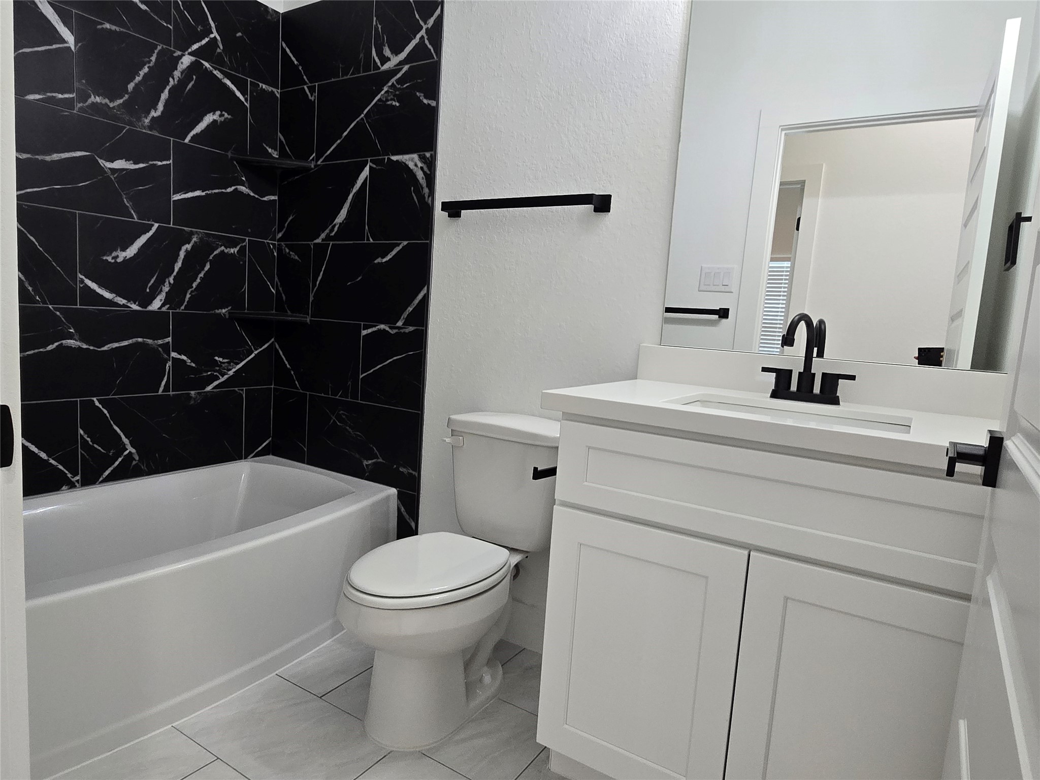 9808 Pelsey B Property Photo 7